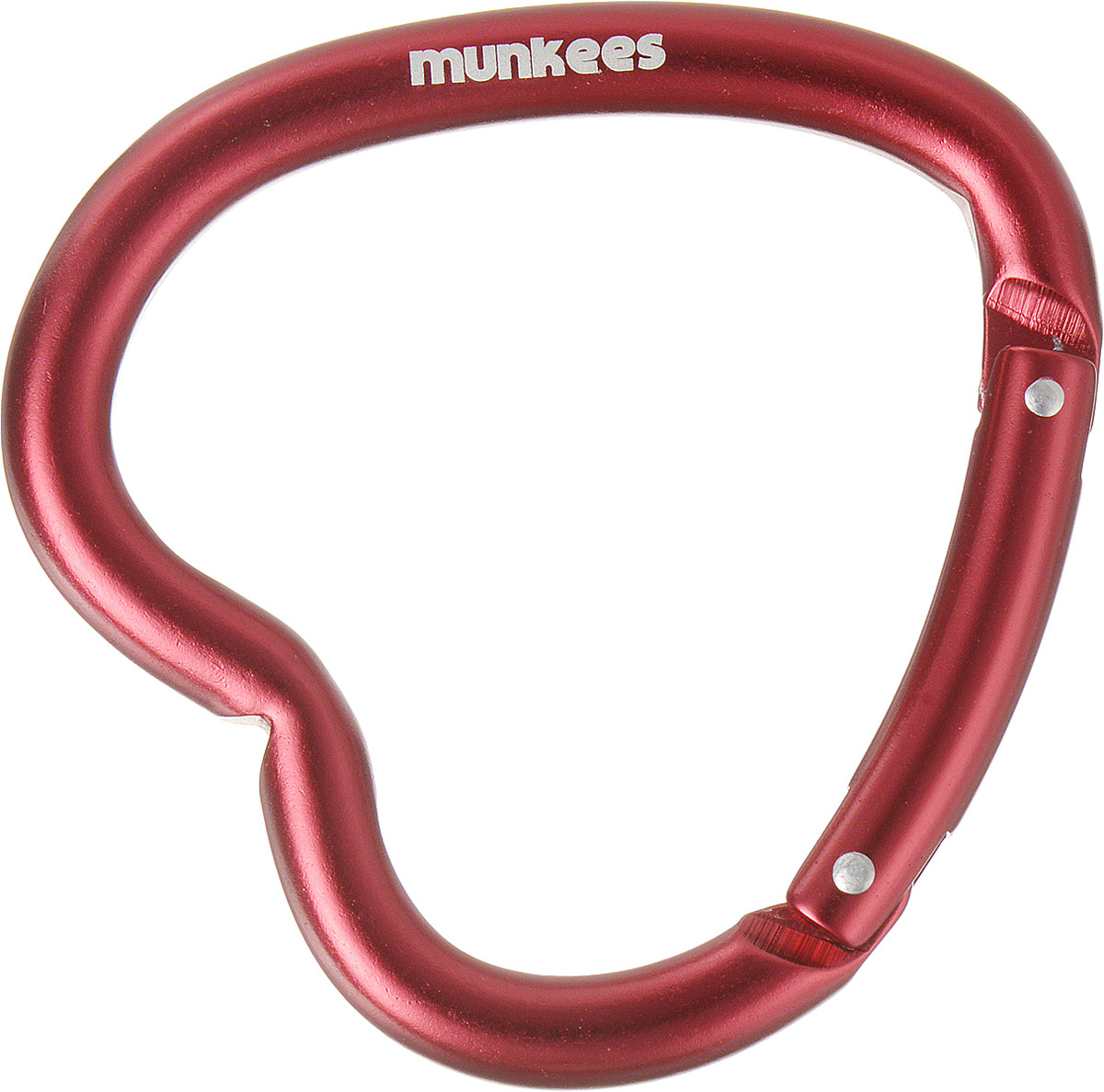 Карабин Munkees Сердце3221 Карабин Munkees Сердце3221Карабин Munkees Сердце, выполненный в форме сердца, предназначен не для скалолазания и альпинизма. Он рассчитан на существенно малые веса. Но он позволит упростить быт любого человека во всех случаях жизни. От элементарного подвешивания связки ключей на пояс, шлевку брюк/штанов, в рюкзак на место для крепления ключей или за любой кант кармана, до размещения подручных предметов, легкого снаряжения, одежды и аксессуаров (особенно перчаток и кепок) на рюкзак, сумку и тот же пояс. Выполнен карабин из прочного алюминия.