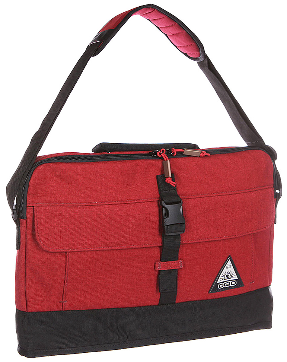 Сумка для ноутбука Ogio Ruck Slim Case, цвет: красный , 8 л117051-02 Сумка для ноутбука Ogio Ruck Slim Case, цвет: красный , 8 л117051-02OGIO – высокотехнологичный продукт от американского производителя. Вместимые сумки для путешествий, работы и отдыха, специальная коллекция городских сумок для женщин, жесткие боксы под мелкий инвентарь и многое другое. Отличная модель для тех, кто никогда не расстается с любимым электронным оборудованием. Легкая, прочная и надежная сумка для ноутбука, будет полезна не только для поездок по городу, но и для туристических путешествий, ведь она имеет систему крепления к чемодану для максимального упрощения транспортировки.