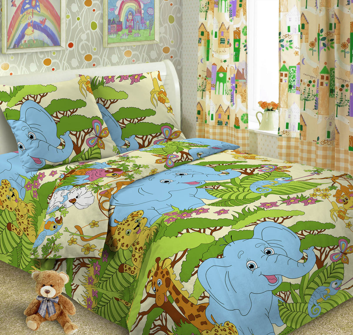 Letto Комплект детского постельного белья Джунглиjungly50 Letto Комплект детского постельного белья Джунглиjungly50Letto.kids - это веселые детские и подростковые дизайны, в хлопковом исполнении с хорошими устойчивыми красителями и все это по очень доступной цене! Такое белье прослужит долго и выдержит много стирок. Рисунок на наволочке может отличаться от представленного на фото. Пододеяльник 143х215 см, простынь 148х215 см, наволочка 50х70 см