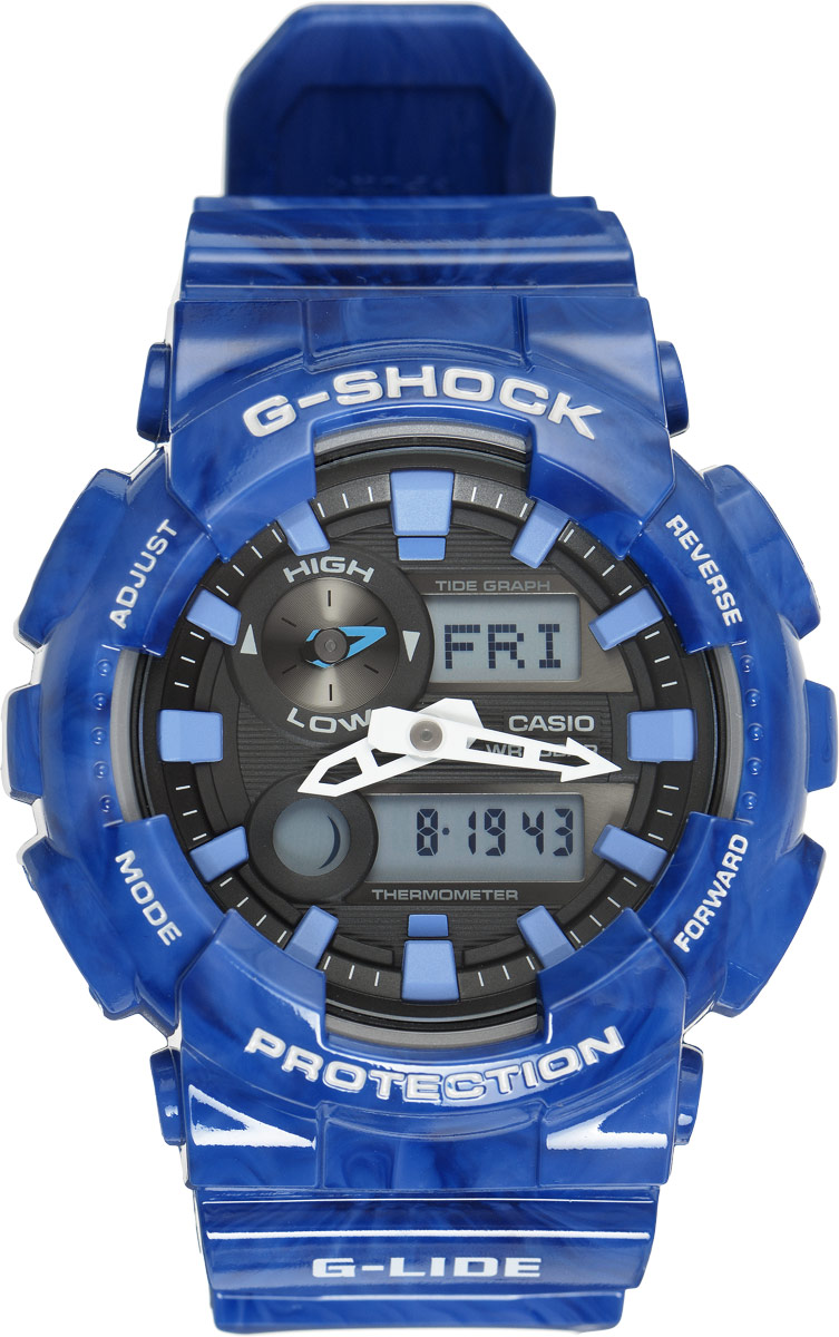 Часы наручные мужские Casio G-Shock, цвет: синий, черный. GAX-100MA-2AGAX-100MA-2A Часы наручные мужские Casio G-Shock, цвет: синий, черный. GAX-100MA-2AGAX-100MA-2AУдаропрочные часы G-Lide имеют все свойства и преимущества знаменитых G-Shock от Casio и, в соответствии с морской концепцией, отображают высоту приливов/отливов и лунные фазы. Двойная цифро-аналоговая индикация и встроенный датчик температуры - эти часы определенно подойдут любителям экстремальных видов спорта. Ударопрочная конструкция защищает механизм от ударов и вибрации. Изделие защищено от магнитных полей. Комбинированный корпус выполнен из нержавеющей стали 316L и композитного полимерного материала, оснащен минеральным стеклом, устойчивым к возникновению царапин. Ремешок также выполнен из полимерного материала и оснащен надежной классической застежкой с двойным шипом. Циферблат подсвечивается светодиодом, а умная и приятная функция автоподсветки освещает циферблат при повороте часов к лицу. Помимо этого стоит отметить еще люминесцентный состав на стрелках и часовых метках с ярким послесвечением даже после кратковременного воздействия света. Часы...