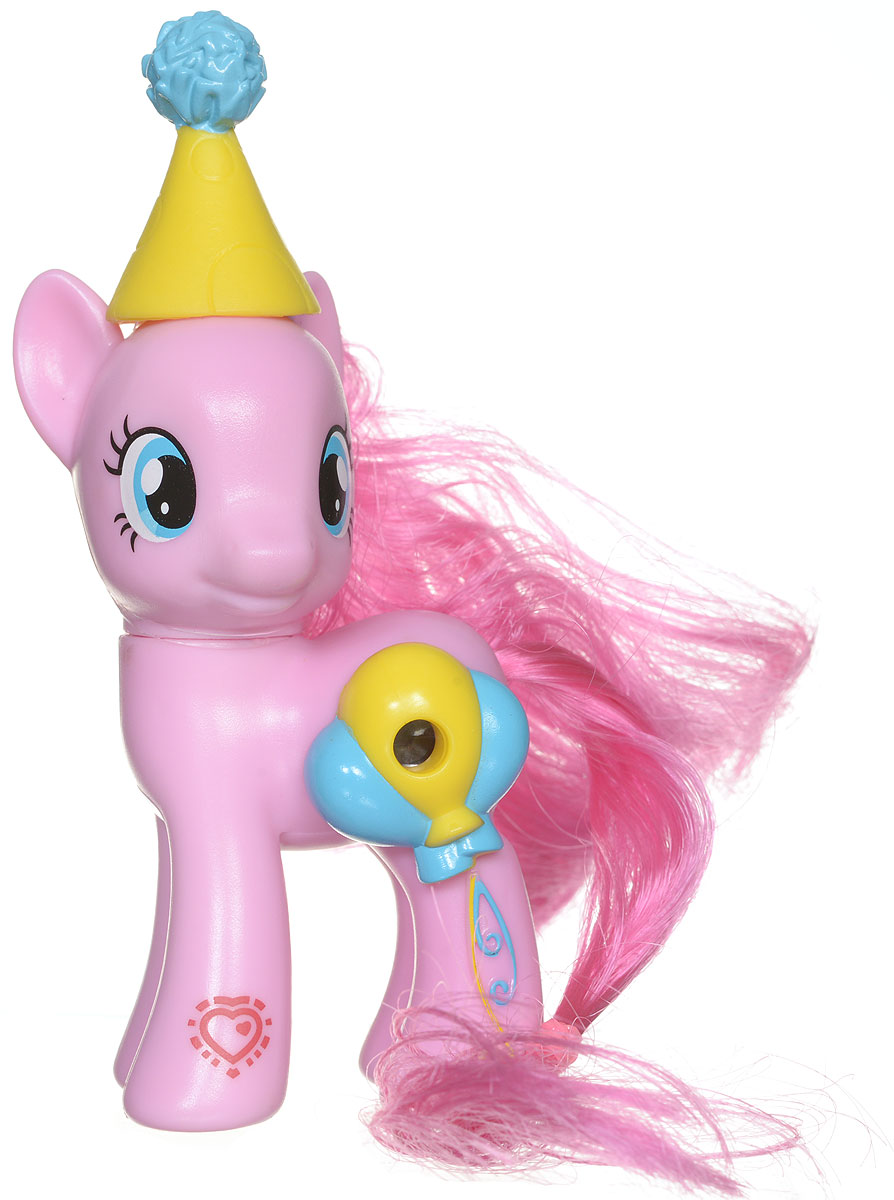 My Little Pony Фигурка Пони Pinkie Pie с волшебной картинкойB5361EU4_B7265 My Little Pony Фигурка Пони Pinkie Pie с волшебной картинкойB5361EU4_B7265My Little Pony Фигурка Пони Pinkie Pie порадует любую девочку! Каждая малышка пони неповторима и отмечена уникальными символами, расположенными на ее ножках. Отличительный знак появляется на пони, когда она понимает, что чем-то отличается от остальных. Голова фигурки поворачивается. Гриву и хвост пони малышка сможет расчесывать и создавать различные прически. В боку пони встроен маленький глазок, посмотрев в который, девочка увидит красивую картинку. В комплекте с фигуркой также идет забавная шапочка. Игры с такой игрушкой способствуют развитию у ребенка фантазии и любознательности, помогут овладеть навыками общения, воспитают чувство ответственности и заботы. Благодаря маленькому размеру фигурки малышка сможет взять ее с собой на прогулку или в гости.