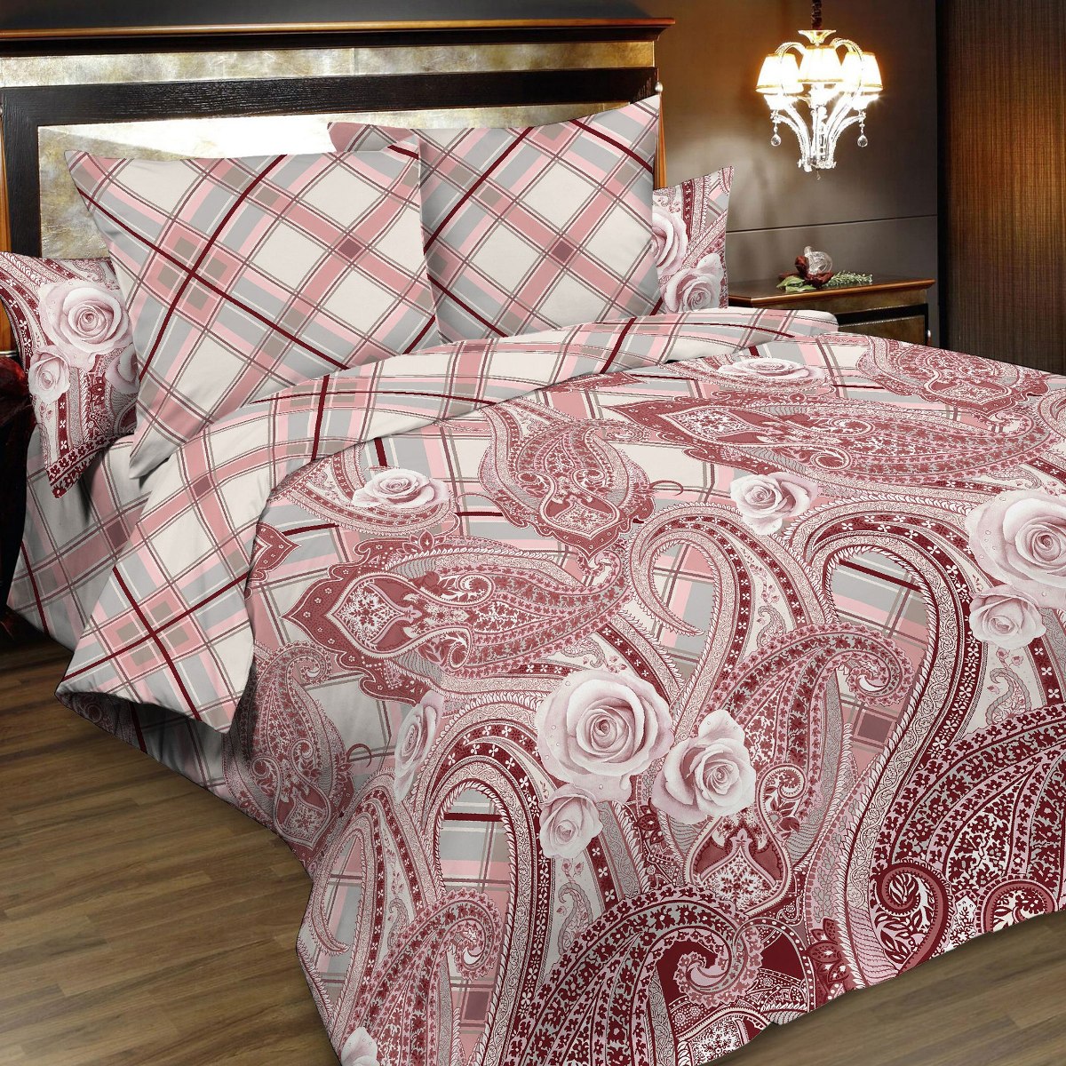 Комплект белья Letto, евро, наволочки 70х70, цвет: розовый. B169-6B169-6 Комплект белья Letto, евро, наволочки 70х70, цвет: розовый. B169-6B169-6Серия Letto «Традиция» выполнена из классической российской бязи, привычной для большинства российских покупательниц. Ткань плотная (125гр/м), используются современные устойчивые красители. Традиционная российская бязь выгодно отличается от импортных аналогов по цене, при том, что сама ткань и толще, меньше сминается и служит намного дольше. Рекомендуется перед первым использованием постирать, но не пересушивать. Применение кондиционера при стирке сделает такое постельное белье мягче и комфортней. Пододеяльник на молнии. Обращаем внимание, что расцветка наволочек может отличаться от представленной на фото.