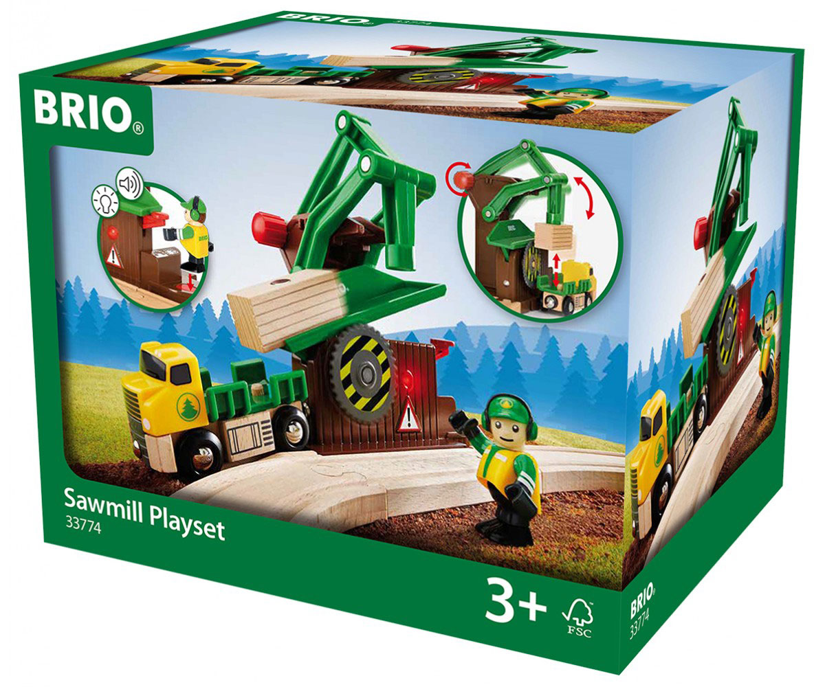 Brio Лесозаготовочная станция33774 Brio Лесозаготовочная станция33774Лесозаготовочная станция Brio - один из основополагающих элементов лесопилки. Многофункциональная станция по лесозаготовке управляется человечком - лесорубом по профессии, который входит в комплект. Ему достаточно нажать рукой на кнопку запуска для того, чтобы предупредительный сигнал оповестил о начале работы лесопилки, светясь красным. Рабочий процесс сопровождается особым звуковым оповещением. Специальное магнитное крепление позволяет поднимать и опускать бревна и другие грузы, а также передвигать их по рабочему полотну и размещать в грузовых вагонах состава Brio или грузовых машинах. Один грузовик входит в комплект - для того, чтобы груз был сброшен со стола лесопилки в его вместительный кузов, достаточно нажать на специальный рычаг. После этого загруженная связками бревен или любыми другими грузами машина может уезжать. Железные дороги позволяют ребенку не только получать удовольствие от игры, но и развивать пространственное воображение, мелкую моторику и координацию...