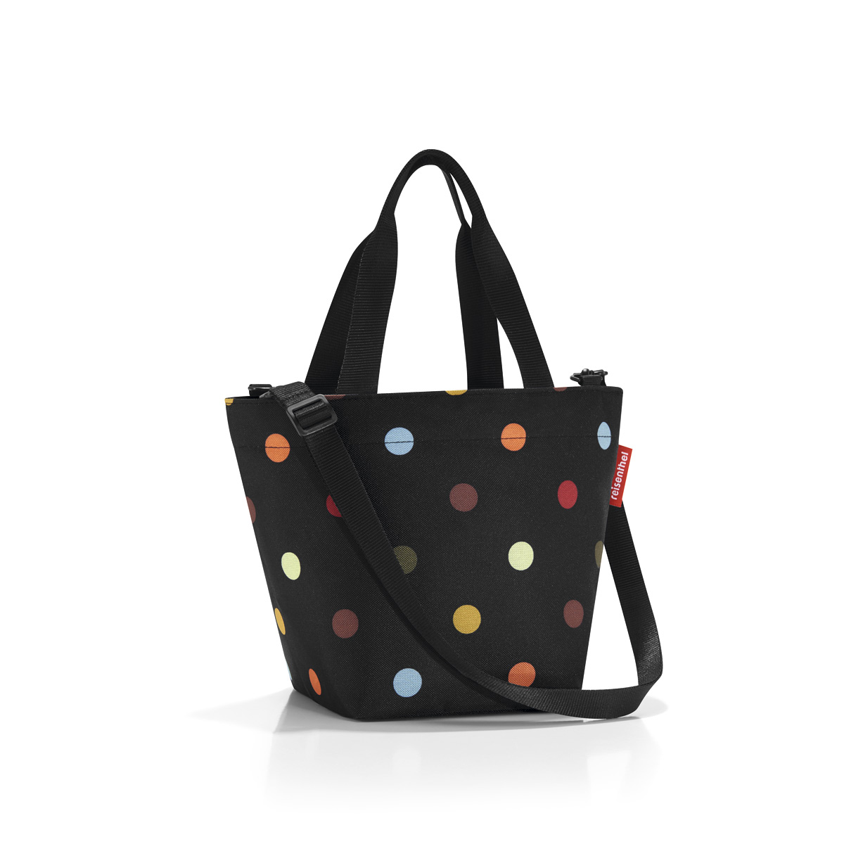 Сумка женская Reisenthel Shopper XS dots, цвет: черный. ZR7009ZR7009 Сумка женская Reisenthel Shopper XS dots, цвет: черный. ZR7009ZR7009Симпатичная сумка для повседневного использования: широкие удобные лямки для переноски в руках и удобный плечевой ремешок с регулируемой длиной, который можно отстегнуть.Объем 4 литра позволяет вместить все необходимые мелочи. Застегивается на молнию. Внутри - кармашек на молнии.