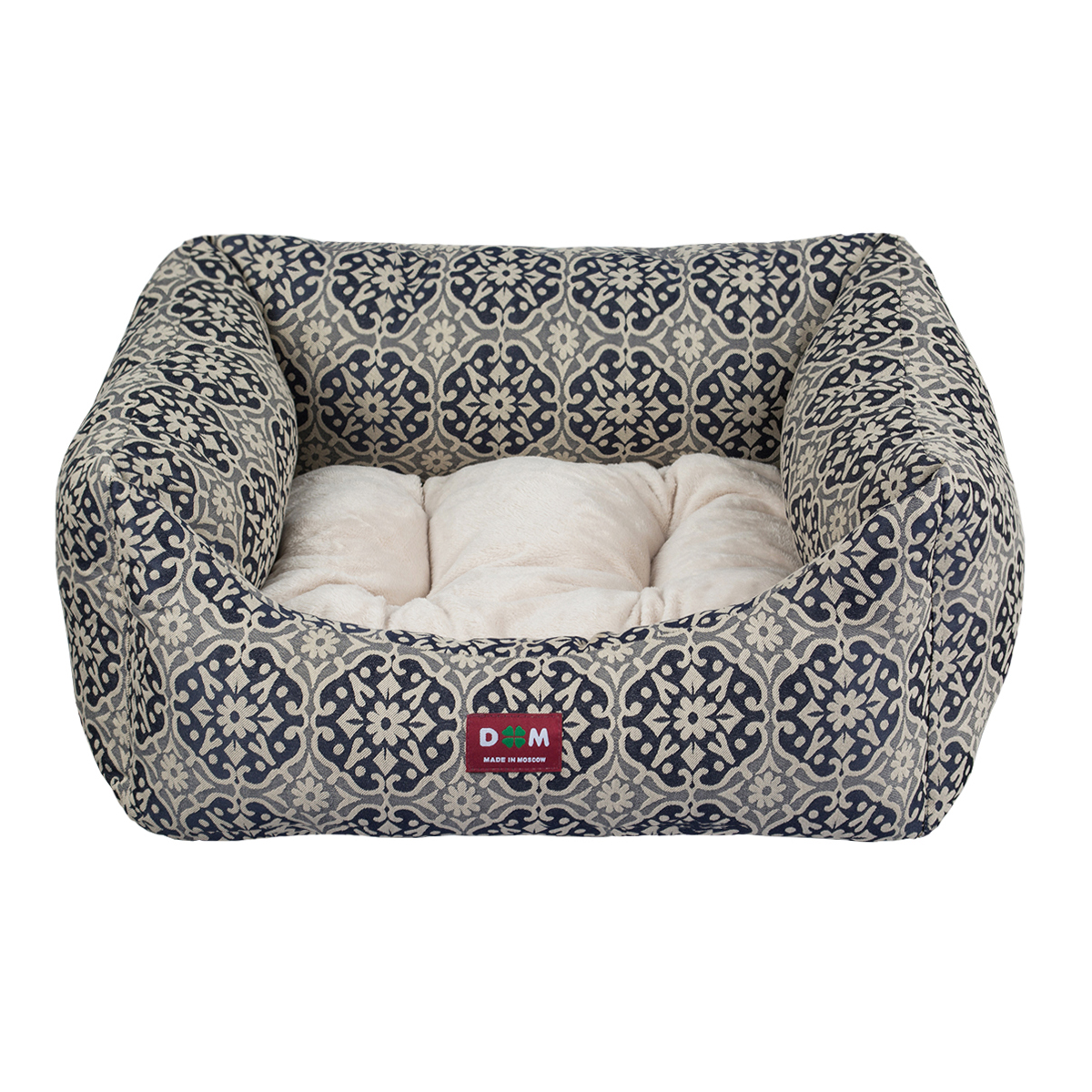 Лежак для животных Dogmoda Венсента. DM-160276DM-160276 Лежак для животных Dogmoda Венсента. DM-160276DM-160276Лежак для собак, это уютное спальное место для вашего питомца. Если у вас маленькая собака, то ей прекрасно подойдет данная модель лежака, он изготовлен из приятной ткани с удобной, мягкой подушкой. Этот лежак станет любимым местом для вашего четвероного друга дома, на даче и в квартире.