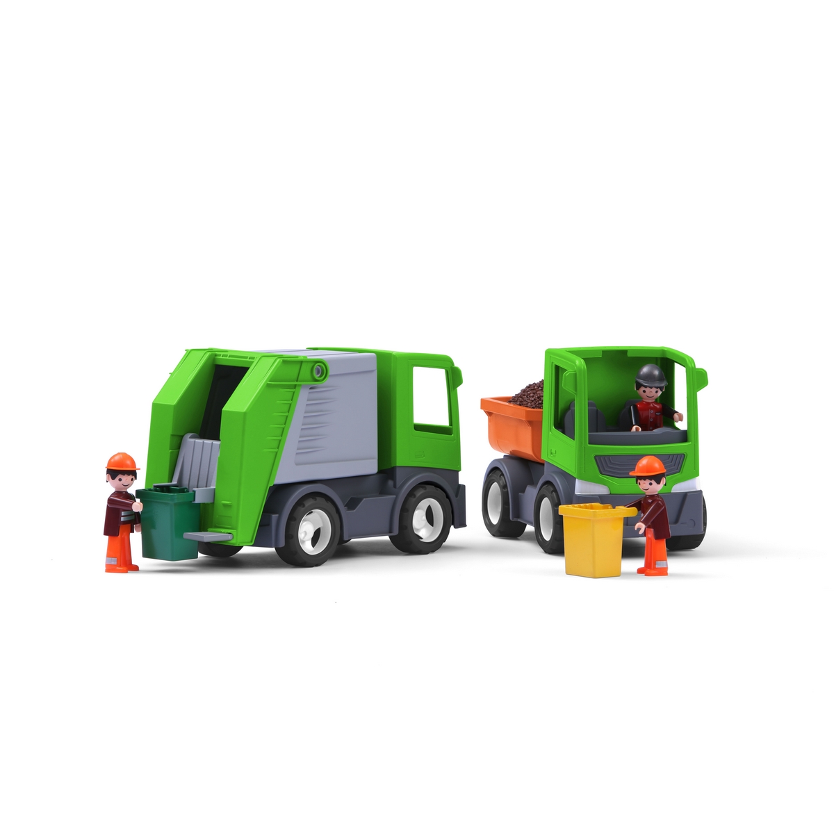 MultiGo Мусоровоз со сменными кузовами27053 MultiGo Мусоровоз со сменными кузовами27053Мусоровоз MultiGo внесет разнообразие в игры с машинками, позволяя придумывать новые сюжеты. Грузовик с дополнительным контейнером для мусорных отходов осуществит мечту каждого мальчишки! Современный контейнер для сборки отходов предлагает 2 варианта опрокидывания. Мусорный бак включен в набор. Колеса машинки свободно вращаются. Кабина имеет два посадочных места для двух фигурок. Фигурка может наклоняться, руки фигурки поднимаются и опускаются, голова поворачивается. Волосы и головной убор съемные, их можно менять с другими фигурками. Специальная система MultiGo позволяет детям легко менять и добавлять различные игровые аксессуары. Одна игрушка легко преобразуется в другую. Сделайте вашему ребенку такой замечательный подарок!