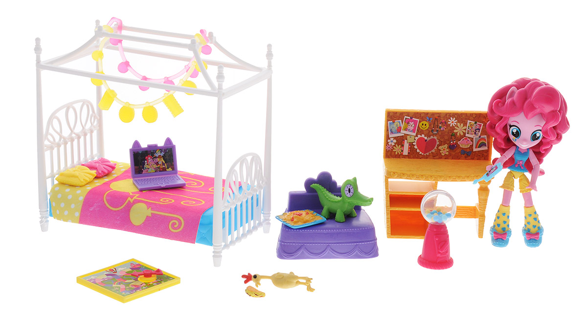My Little Pony Игровой набор с мини-куклой Пижамная вечеринка Пинки Пай B8844B8824EU4_B8844 My Little Pony Игровой набор с мини-куклой Пижамная вечеринка Пинки Пай B8844B8824EU4_B8844Игровой набор с мини-куклой My Little Pony Пижамная вечеринка Пинки Пай создан по мотивам мультфильма Дружба - это чудо, столь полюбившегося миллионам девочек во всем мире. В комплект входят миниатюрная куколка Пинки Пай, а также 16 различных аксессуаров - кроватка, столик, кресло, ноутбук и другие. С уникальным набором девочка сможет затеять веселую сюжетно-ролевую игру - воспроизвести любимые сценки из мультфильма или придумать собственные истории. Руки и ноги куклы подвижны, она может принимать различные позы - можно уложить ее спать в кроватку или посадить за столик с ноутбуком - все зависит только от фантазии вашего ребенка! Все предметы набора выполнены из высококачественных и безопасных материалов.