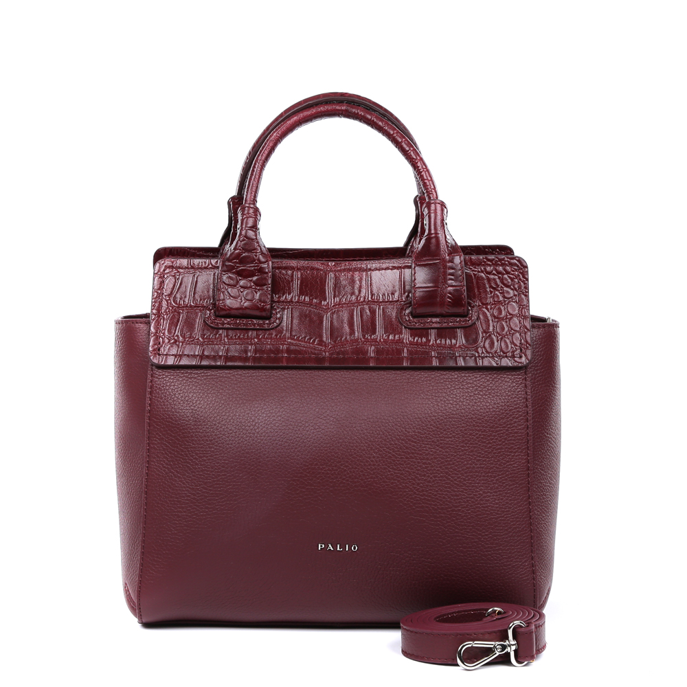Сумка женская Palio, цвет: бордовый. 14796A-W1-399/39714796A-W1-399/397 burgundy Сумка женская Palio, цвет: бордовый. 14796A-W1-399/39714796A-W1-399/397 burgundyСтильная сумка Palio выполнена из натуральной кожи и декорирована вставкой с тиснением под кожу рептилии. Модель с одним отделением застегивается на молнию. Задняя сторона оформлена прорезным карманом на молнии. Внутри изделие содержит карман-средник на молнии, два накладных кармана и прорезной карман на молнии. Сумка оснащена двумя удобными ручками и дополнена регулируемым по длине плечевым ремнем