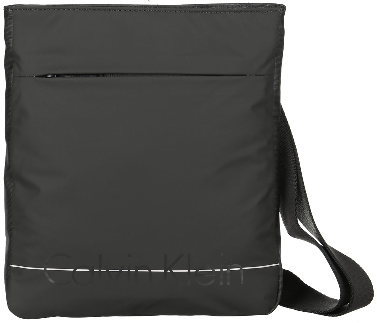 Сумка мужская Calvin Klein Jeans, цвет: хаки. K50K502044_3130K50K502044_3130 Сумка мужская Calvin Klein Jeans, цвет: хаки. K50K502044_3130K50K502044_3130Стильная сумка Calvin Klein не оставит вас равнодушным благодаря своему дизайну. Она изготовлена из качественного полиуретана и оформлена надписью с названием бренда. На лицевой стороне расположен вшитый карман на молнии. Тыльная сторона дополнена текстильной противоударной вставкой. Сумка оснащена удобным плечевым ремнем, длину которого можно регулировать с помощью пряжки. Изделие закрывается на удобную молнию. Внутри расположено главное отделение, которое содержит один открытый накладной карман. Такая сумка станет незаменимой вещью в вашем гардеробе.