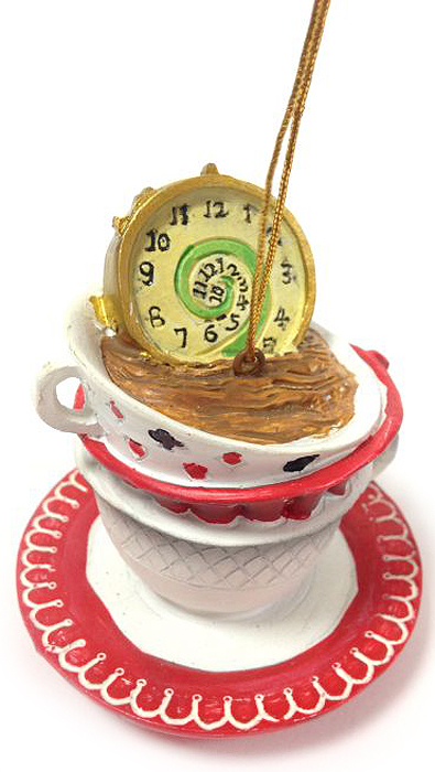 Украшение новогоднее подвесное Magic Time Часы в чашке, 6,8 х 6,8 х 7 см38259 Украшение новогоднее подвесное Magic Time Часы в чашке, 6,8 х 6,8 х 7 см38259Новогоднее подвесное украшение Magic Time Часы в чашке выполнено из полирезины в виде часов в чашке. С помощью специальной петельки украшение можно повесить в любом понравившемся вам месте. Но, конечно, удачнее всего оно будет смотреться на праздничной елке. Елочная игрушка - символ Нового года. Она несет в себе волшебство и красоту праздника. Создайте в своем доме атмосферу веселья и радости, украшая новогоднюю елку нарядными игрушками, которые будут из года в год накапливать теплоту воспоминаний.