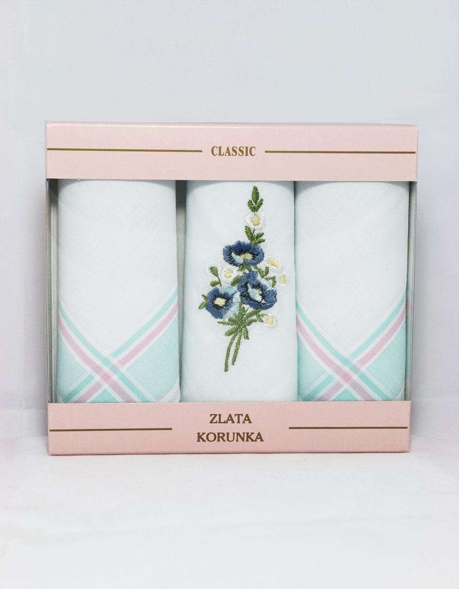 90329-48 Zlata Korunka Носовой платок женский, цвет: мультиколор, 29х29 см, 3 шт90329-48 90329-48 Zlata Korunka Носовой платок женский, цвет: мультиколор, 29х29 см, 3 шт90329-48Платки носовые женские в упаковке по 3 шт. Носовые платки изготовлены из 100% хлопка, так как этот материал приятен в использовании, хорошо стирается, не садится, отлично впитывает влагу.
