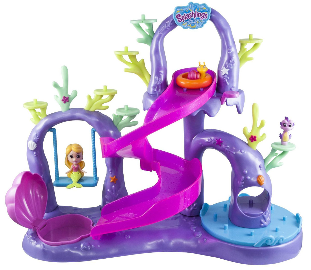 Splashlings Игровой набор Коралловая игровая площадка297559 Splashlings Игровой набор Коралловая игровая площадка297559Игровой набор Splashlings Коралловая игровая площадка - это подводная игровая площадка для морских обитателей. Набор включает в себя: 2 морских питомца, русалочку с подвижным хвостом, ракушку и площадку с горкой и качелями. Теперь питомцы смогут вдоволь порезвиться и повеселиться! Можно кататься с горки и на качелях, отдохнуть в закрывающейся раковине, а можно и просто посидеть передохнуть на кораллах. Питомцы представлены в виде пингвиненка и улиточки. На горке имеются маленькие площадки в виде водорослей, на которые можно сажать разных зверюшек. С таким замечательным игровым набором вам ребенок будет весело играть, придумывая интересные сюжеты и истории, тем самым, развивая свои воображение и фантазию. Элементы набора изготовлены из качественного пластика ярких расцветок. Увлекательная сюжетно-ролевая игра обеспечена!