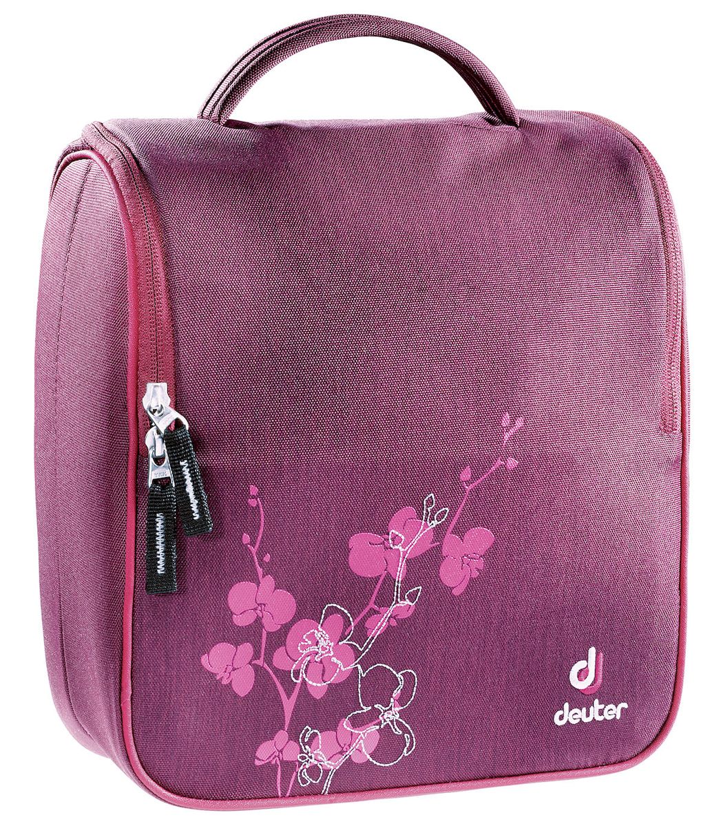 Косметичка Deuter Wash Room Blackberry Dresscode, цвет: бордовый. 3947439474_5032 Косметичка Deuter Wash Room Blackberry Dresscode, цвет: бордовый. 3947439474_5032Вся ванная комната помещается в Deuter Wash Room, которую можно удобно ставить; прочные стенки с защитным наполнителем. Достаточно места для шампуня, крема и других косметических средств, необходимых в путешествии или в отпуске с семьёй. Особенности: - несколько вариантов для хранения гигиенических средств - сетчатый карман на молнии - органайзер с петлями из эластичной ленты - съёмное зеркало - большой крючок для подвески - задний рукав на молнии можно надеть на выдвижные ручки багажной сумки на колесах