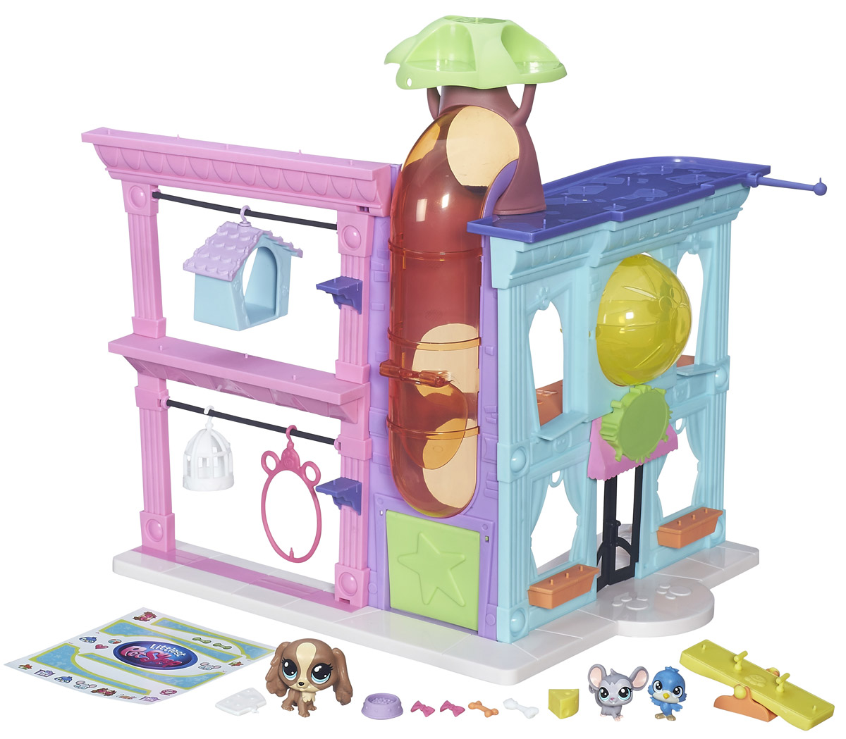 Littlest Pet Shop Игровой набор ЗоомагазинB5478EU4 Littlest Pet Shop Игровой набор ЗоомагазинB5478EU4Игровой набор Littlest Pet Shop Зоомагазин позволит маленькой любительнице животных ощутить себя владелицей собственного зоомагазина! В комплект входят многочисленные детали для сборки этой удивительной конструкции. Три фигурки животных, среди которых щенок, мышка и птичка, имеют возможность расположиться в самых разных уголках своего красочного домика! Фигурки исполнены в ярких красках, тщательно детализированы, а в некоторых местах украшены сверкающими блестками. Зоомагазин включает в себя различные аттракционы, которые способны развлечь каждого из этих замечательных питомцев! Набор выполнен из пластика высокого качества, который не токсичен и абсолютно безопасен.