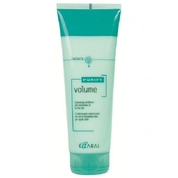 Kaaral Кондиционер-объем для тонких волос Purify Volume Conditioner, 250 мл1207 Kaaral Кондиционер-объем для тонких волос Purify Volume Conditioner, 250 мл1207Легкий и мощный ухаживающий SPA – комплекс для создания объёма и кутикулярной защиты особенно тонких волос. Комбинация масла семян пенника лугового, состав которого обогащен жирными кислотами и гидролизованного коллагена, способствует восстановлению эластичности волос и придает им дополнительный объем, силу и блеск. Наличие летучей формы эфирного оливкового масла способствует качественному кондиционированию и защите кутикулы тонких волос без утяжеления.