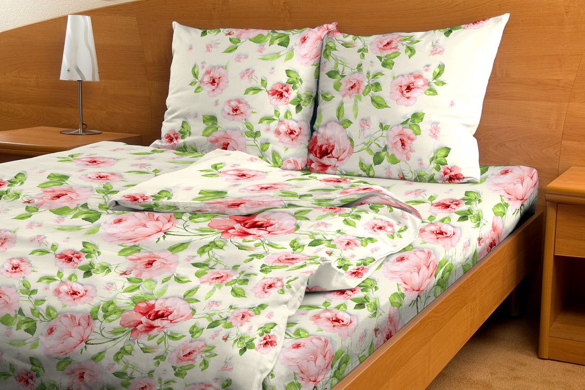 Комплект белья Amore Mio Sharman, 1,5-спальный, наволочки 70x70, цвет: красный80783 Комплект белья Amore Mio Sharman, 1,5-спальный, наволочки 70x70, цвет: красный80783Комплект постельного белья Amore Mio является экологически безопасным для всей семьи, так как выполнен из бязи (100% хлопок). Комплект состоит из пододеяльника, простыни и двух наволочек. Постельное белье оформлено оригинальным рисунком и имеет изысканный внешний вид. Легкая, плотная, мягкая ткань отлично стирается, гладится, быстро сохнет. Рекомендации по уходу: Химчистка и отбеливание запрещены. Рекомендуется стирка в прохладной воде при температуре не выше 30°С.