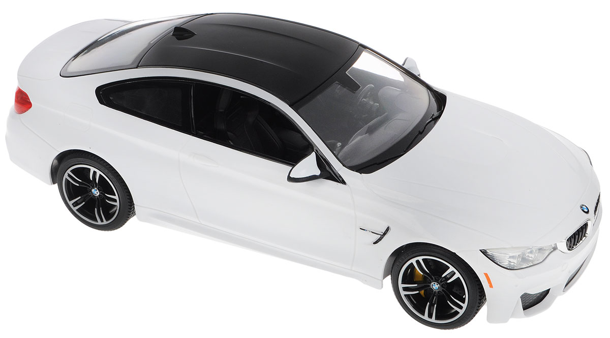 Rastar Радиоуправляемая модель BMW M4 Coupe цвет белый70900_белый Rastar Радиоуправляемая модель BMW M4 Coupe цвет белый70900_белыйРадиоуправляемая модель Rastar BMW M4 Coupe обязательно привлечет внимание взрослого и ребенка и понравится любому, кто увлекается автомобилями. Маневренная и реалистичная модель выполнена в точной детализации с настоящим автомобилем в масштабе 1:14. Управление машинкой происходит с помощью пульта. Машина двигается вперед и назад, поворачивает направо, налево. Имеются световые эффекты. Колеса игрушки обеспечивают плавный ход, машина не портит напольное покрытие. Пульт управления работает на частоте 27 MHz. Радиоуправляемые игрушки способствуют развитию координации движений, моторики и ловкости. Ваш ребенок часами будет играть с моделью, придумывая различные истории и устраивая соревнования. Порадуйте его таким замечательным подарком! Модель автомобиля работает от 5 батареек напряжением 1,5V типа АА (не входят в комплект). Пульт управления работает от батарейки 9V типа Крона (не входит в комплект).