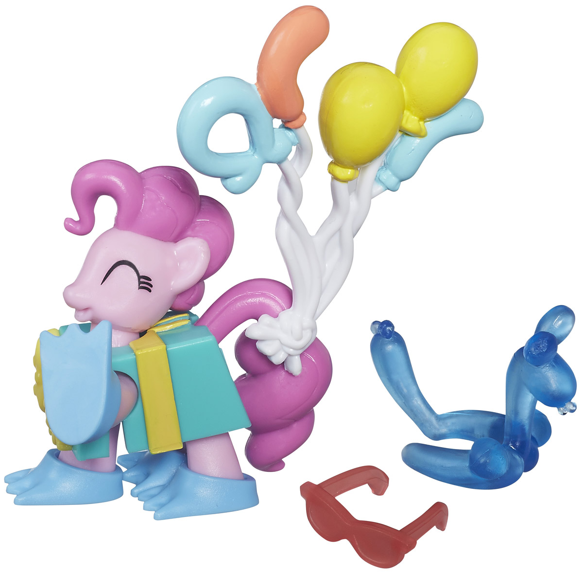 My Little Pony Набор фигурок Pinkie PieB3596EU4_B5389 My Little Pony Набор фигурок Pinkie PieB3596EU4_B5389Набор фигурок My Little Pony Pinkie Pie включает в себя фигурку пони Pinkie Pie , одетую в подарочную коробку, связку шариков, очки и сделанную из шариков зверушку. Используя этот набор, можно представлять, как пони Pinkie Pie веселится на празднике или вечеринке. Сделайте вашей малышке такой замечательный подарок!