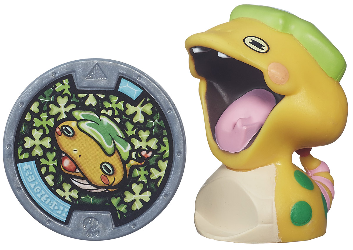 Yo-kai Watch Фигурка Noko с медальюB5937EQ0_B5942 Yo-kai Watch Фигурка Noko с медальюB5937EQ0_B5942В мире Yo-kai у персонажей иногда случаются дни, когда все идет не так. Они теряют ключи. У них спадают штаны. Несомненно, во всем этом виноваты Yo-kai. Они находятся повсюду, каждый день отвлекая и доставляя неудобства окружающим. Их не может видеть никто, кроме тех персонажей, которые подружились с ними. Noko - счастливая змея! Она не любит встреч с людьми и всегда их пугается. А такие встречи происходят часто, ведь она совсем не умеет прятаться. Заведите дома забавных персонажей из мультсериала Yo-kai Watch. К каждой фигурке прилагается медаль. Играть с любой Yo-kai-медалью можно тремя способами. 1. Можно вызвать персонажа Yo-kai, вставив медаль в игрушечные часы Yo-kai Watch (приобретаются отдельно), и тогда вы услышите имя персонажа и другие звуки. Большинство медалей также могут воспроизводить песню своего клана. 2. Можно погрузиться в изучение сказочного мира Yo-kai, отсканировав медаль с помощью приложения Yo-kai Watch Land. 3. Можно...