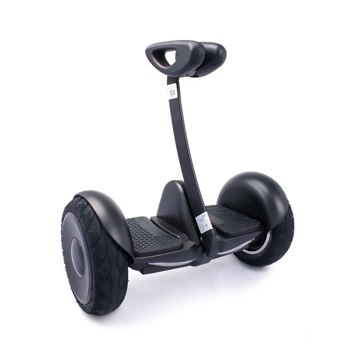 Гироскутер Hoverbot ROBOT MINI, цвет: черныйMSMINIRBK Гироскутер Hoverbot ROBOT MINI, цвет: черныйMSMINIRBKМини Сигвей Hoverbot mini ROBOT с виду напоминает маленький внедорожник, управление которым осуществляется коленями. Данная модель Hoverbot’а развивает максимальную скорость 16 км/ч и преодолевает расстояние на одном заряде до 22 км. Имеет световую подсветку и габариты на передней части корпуса. Отличный аккумулятор выдерживает длительные прогулки. При максимальном разряде батареи устройство оповестит вас звуковым сигналом. Сегвей Hoverbot mini ROBOT подходит для езды в парках, по асфальту, небольшим неровностям. Есть возможность управления через мобильное приложение, Bluetooth соединение. Зарядное устройство входит в комплект. Технические характеристики: Возможная дистанция: 22 км Максимальная скорость: 16 км/ч Аккумулятор: Lithium 4.4 AH Размер колеса: 10 d Мощность мотора. 2x350W Максимальная нагрузка: 100 кг Время заряда/сеть: 120 мин/220В Вес нетто: 12,8 кг Вес брутто: 14,1 кг Влагозащита: IP55 Условия эксплуатации: -10°C + 50°C. Bluetooth. Приложение MINI ROBOT