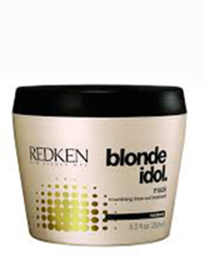Redken Blonde Idol Маска для питания и смягчения светлых волос, 250 млP0898600 Redken Blonde Idol Маска для питания и смягчения светлых волос, 250 млP0898600Маска проникает глубоко в структуру волоса, увлажняя его и закрепляя пористые участки, восстанавливает волосы.