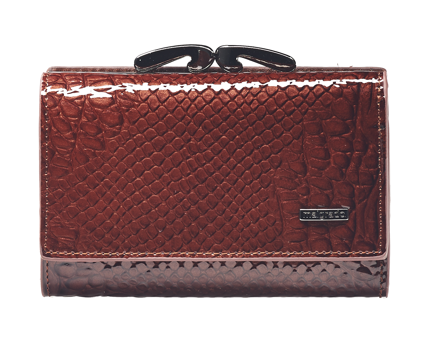 Кошелек женский Malgrado, цвет: коричневый. 46001-0440346001-04403 Brown Кошелек женский Malgrado, цвет: коричневый. 46001-0440346001-04403 BrownСтильный женский кошелек Malgrado выполнен из натуральной лакированной кожи с тиснением под рептилию и оформлен металлической фурнитурой с символикой бренда. Изделие содержит два отделения: отделение для монет, которое закрывается на рамочный замок, и отделение для купюр, которое закрывается на кнопку. Отделение для монет разделено перегородкой и содержит две секции для мелочи. Отделение для купюр содержит три боковых кармана, один из которых дополнен вставкой из пластика, три кармашка для кредитных карт, три отделения для купюр, одно из которых закрывается на молнию. Изделие поставляется в фирменной упаковке. Кошелек Malgrado станет отличным подарком для человека, ценящего качественные и практичные вещи.