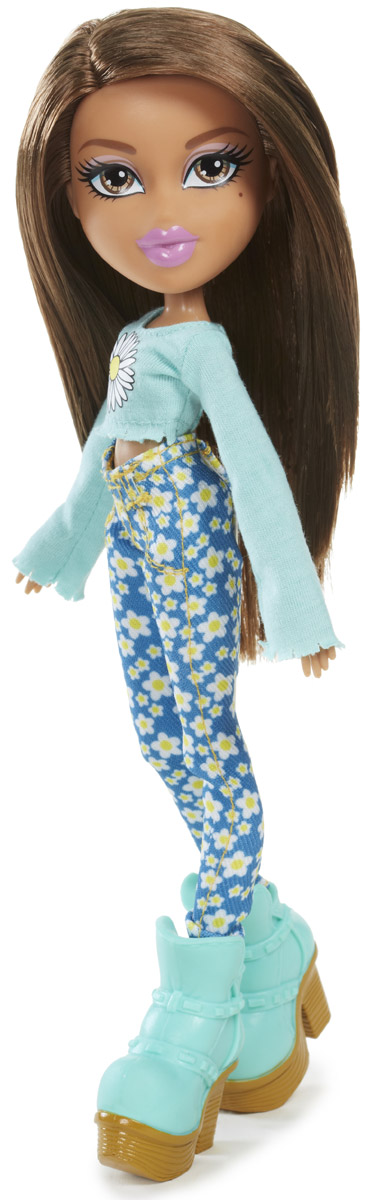 Bratz Кукла Диджей Жасмин540243 Bratz Кукла Диджей Жасмин540243Кукла Bratz Диджей Жасмин - настоящий идеал моды! Она всегда в курсе всех новых тенденций, выглядит стильно и очень ярко! Посмотрите, какой замечательный на ней надет наряд: облегающие брючки с цветочным принтом, укороченный бирюзовый свитер и массивные ботильоны на высокой платформе. Также в комплект входят дополнительные аксессуары для более увлекательной сюжетно-ролевой игры. Bratz - это оригинальные куклы-модницы, популярные среди миллионов девочек во всем мире. У куклы большая голова и худощавое тело, большие миндалевидные глаза и блестящие губки. У нее подвижные руки, ноги сгибаются в коленях, а значит, игра с ней станет еще более интересной и увлекательной! Куклы, пожалуй, самые популярные игрушки в мире. Девочки обожают играть с ними, отправляясь в сказочную страну грез. Порадуйте свою малышку таким великолепным подарком!