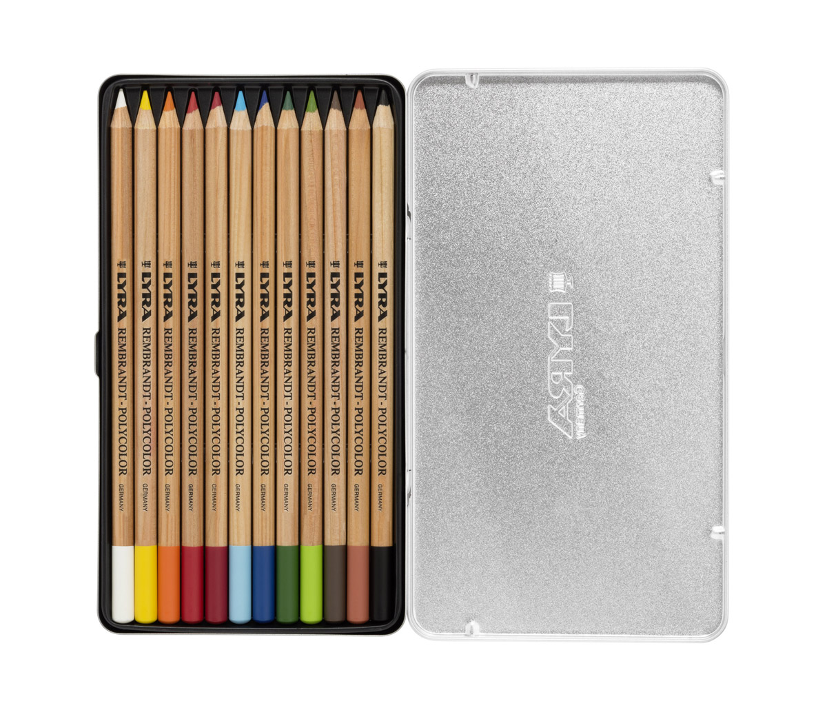 Lyra Художественные цветные карандаши Rembrandt Polycolor 12 цветовL2001120 Lyra Художественные цветные карандаши Rembrandt Polycolor 12 цветовL2001120Набор цветных карандашей Lyra Rembrandt Polycolor - художественные карандаши высшего качества. Идеальный выбор для профессиональных художников, дизайнеров и юных художников. Цветные карандаши отлично смешиваются для получения новых цветов и вариаций: от ярких насыщенных тонов до приглушенных оттенков. Блеск, яркость, водостойкость и потрясающее качество грифелей отвечают самым высоким требованиям. Художественные карандаши Rembrandt. Polycolor позволяют достигать четкости контуров, насыщенности цветовой штриховки. Оформлены в металлическую подарочную коробку, в которой их удобно дарить, хранить и брать с собой в дорогу.