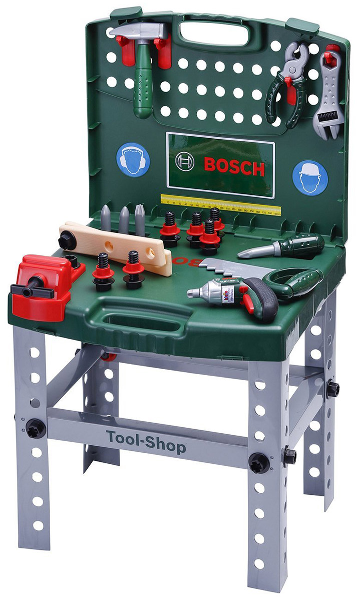 Klein Игрушечный верстак Bosch в кейсе с шуруповертом8686 Klein Игрушечный верстак Bosch в кейсе с шуруповертом8686Игрушечный верстак Klein Bosch в кейсе с шуруповертом - это многофункциональный верстак Bosch с большим количеством инструментов в комплекте. Отличительная особенность этого набора: верстак удобно укладывается в компактный кейс, который можно легко транспортировать куда угодно. В комплекте с верстаком есть инструменты: шуруповерт (имеет два режима вращения - закручивание и раскручивание, пила, плоскогубцы, гаечный ключ, тиски, слесарный молоток, 16 болтов с гайками, 3 дюбеля, отвертка, 2 планки с отверстиями для закручивания болтов. Все игрушки максимально безопасны, обладают закругленными углами, чтобы ребенок не поранился при игре. Высота верстака: 76 сантиметров. Для работы шуруповерта необходимы 2 батарейки типа ААА напряжением 1,5V (не входят в комплект).