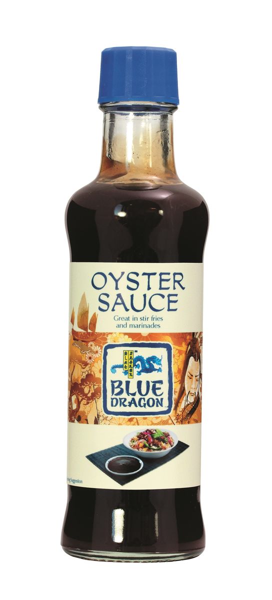 Blue Dragon Соус устричный, 150 мл020765 Blue Dragon Соус устричный, 150 мл020765Имеет темно коричневый цвет, специфический запах и чуть сладковато-соленый вкус. Консистенция достаточно густая и вязкая. Является универсальной приправой для мясных блюд. Придает особый аромат и вкус рыбным и овощным блюдам. Подается к классическому вареному цыпленку или жареной свинине.