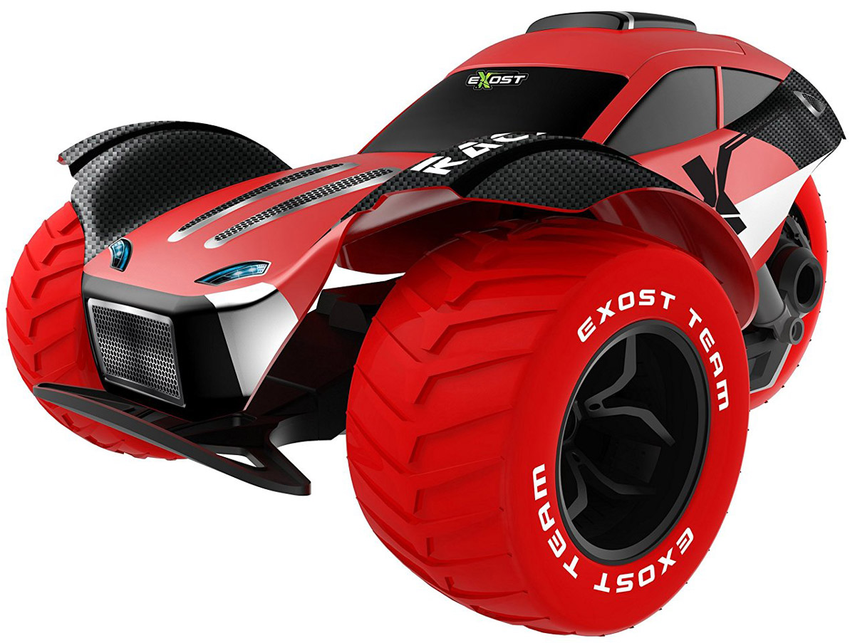 Silverlit Машина на радиоуправлении Stunt ForceTE128 Silverlit Машина на радиоуправлении Stunt ForceTE128Машинка на радиоуправлении Silverlit Stunt Force - это большой (масштаб 1:8), ультрабыстрый автомобиль, готовый совершать сумасшедшие трюки. В комплекте с игрушкой поставляется всё необходимое, чтобы можно было сразу же приступить к виражам. Три колеса болида имеют большой диаметр и четкие протекторы. Это даёт игрушке хорошее сцепление с дорогой на асфальтированной или другой твёрдой поверхности, позволяет моментально разгоняться. Большой вес добавляет модели устойчивости. По масштабу и техническим характеристикам машина Stunt Force близка к радиоуправляемым автомобилям хобби-класса, которые используют автомоделисты на соревнованиях. В силу внушительных габаритов и веса машины рекомендуется запускать модель на больших площадках, где нет прохожих. Машина работает от сменного аккумулятора (в комплекте). Для работы пульта управления необходимы 2 батарейки типа АА напряжением 1,5V (товар комплектуется демонстрационными).