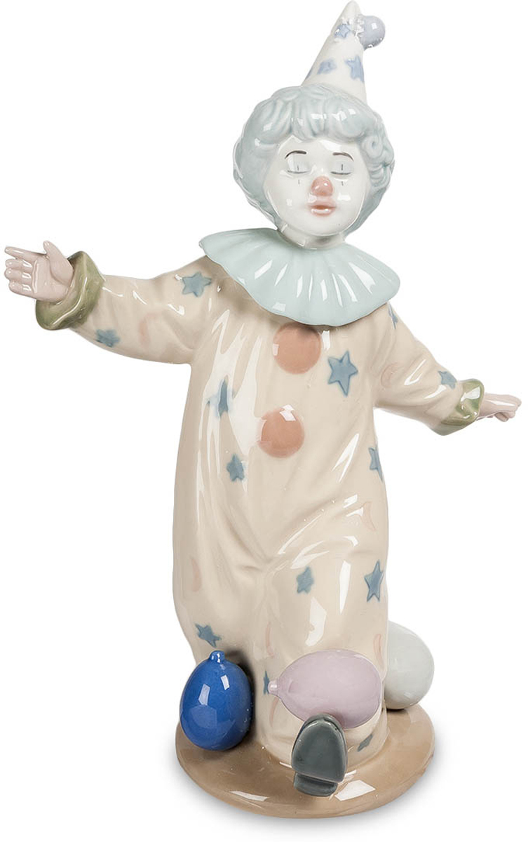 Фигурка Pavone Клоун с шариками. CMS-23/24CMS-23/24 Фигурка Pavone Клоун с шариками. CMS-23/24CMS-23/24Фигурка Клоун с шариками (Pavone) Если посмотреть на фарфоровую фигурку забавного клоуна с шариками, то можно в полной мере оценить и восхититься очарованием и изящностью статуэтки. Она действительно станет необычным и неповторимым украшением интерьера. Нужно заметить, что все фигурки и другие изделия компании-производителя Pavone всегда выделялись качественным и профессиональным дизайном. Для их изготовления используется только твердый белый фарфор, а потому можно не опасаться, что при неосторожном обращении со статуэткой она может разбиться. Фигурка клоуна с шарами расписана ручным способом, а подтверждением высокого качества изделия служит специальный знак Pavone, нанесенный на ее нижнюю часть.