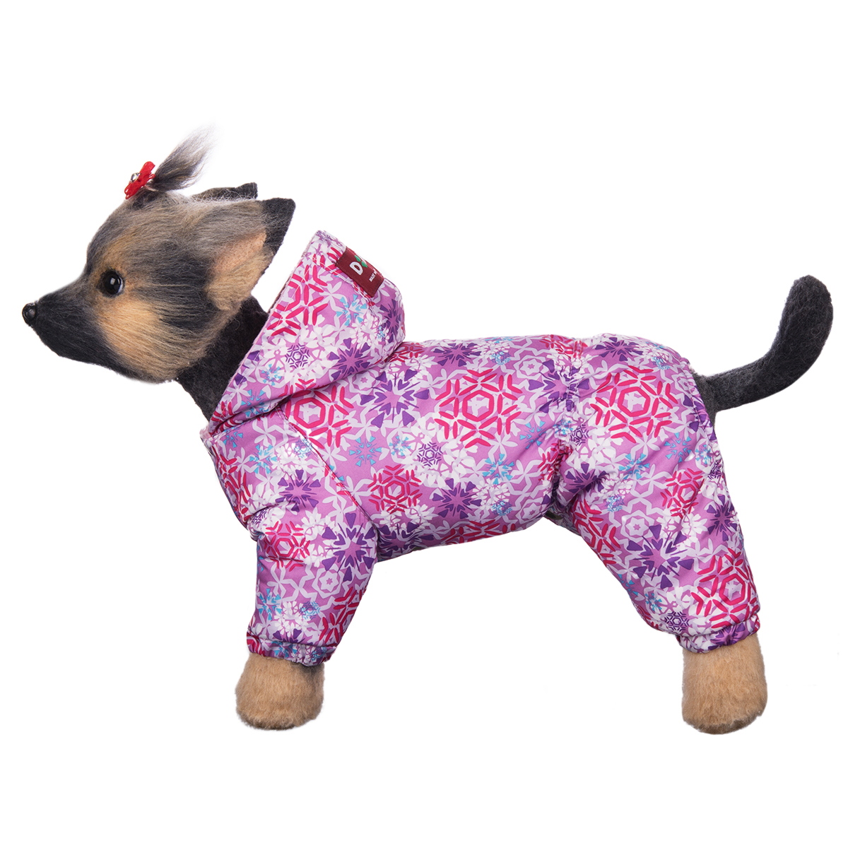 Комбинезон для собак Dogmoda Зима, зимний, для девочки, цвет: розовый, белый. Размер 3 (L)DM-160259-3 Комбинезон для собак Dogmoda Зима, зимний, для девочки, цвет: розовый, белый. Размер 3 (L)DM-160259-3Зимний комбинезон для собак Dogmoda Зима отлично подойдет для прогулок в зимнее время года. Комбинезон изготовлен из полиэстера, защищающего от ветра и снега, с утеплителем из синтепона, который сохранит тепло даже в сильные морозы, а на подкладке используется искусственный мех, который обеспечивает отличный воздухообмен. Комбинезон с капюшоном застегивается на кнопки, благодаря чему его легко надевать и снимать. Капюшон не отстегивается. Низ рукавов и брючин оснащен внутренними резинками, которые мягко обхватывают лапки, не позволяя просачиваться холодному воздуху. Благодаря такому комбинезону простуда не грозит вашему питомцу.