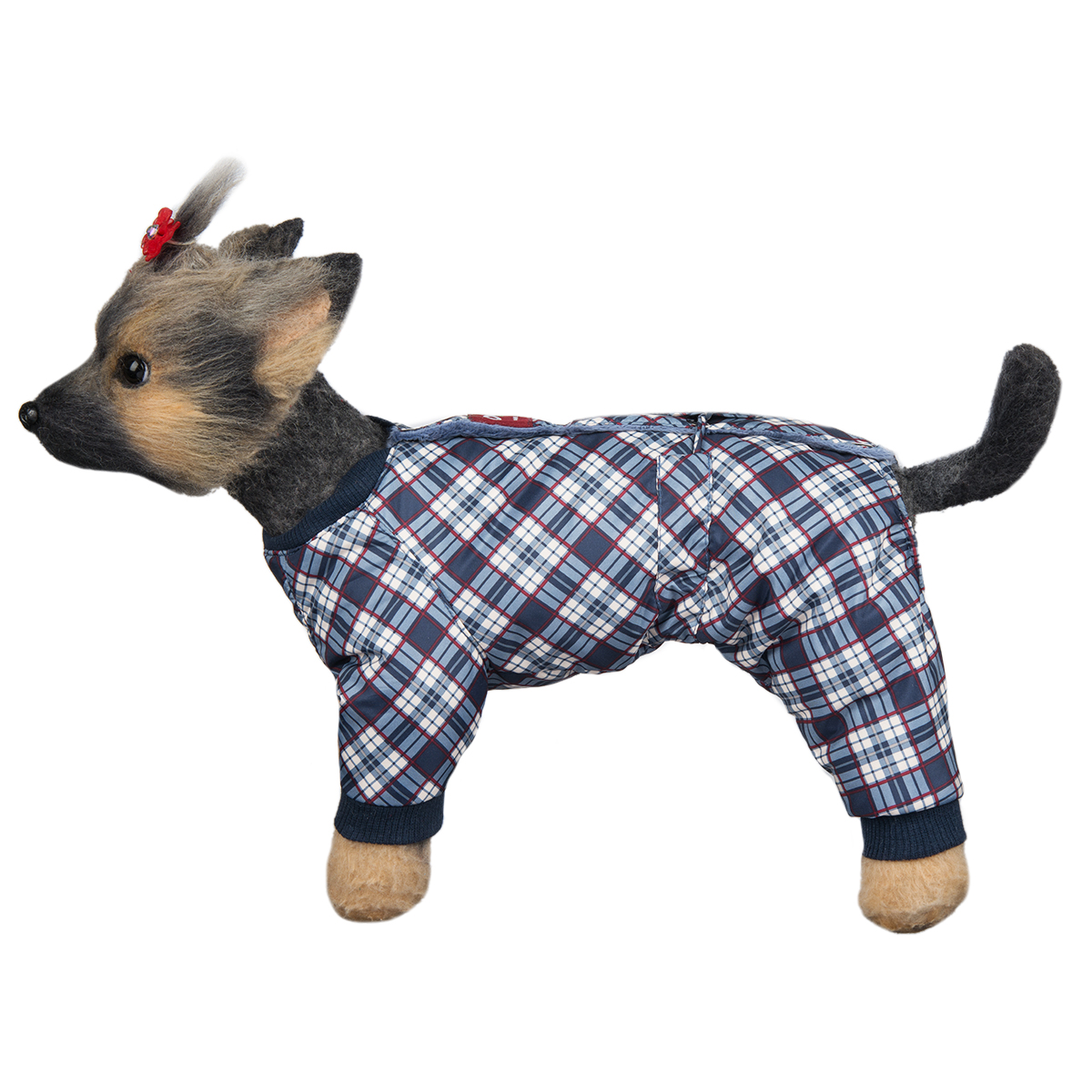 Комбинезон для собак Dogmoda Нью-Йорк, зимний, для мальчика, цвет: белый, темно-синий. Размер 4 (XL)DM-160293-4 Комбинезон для собак Dogmoda Нью-Йорк, зимний, для мальчика, цвет: белый, темно-синий. Размер 4 (XL)DM-160293-4Комбинезон для собак Dogmoda Нью-Йорк, оформленный ярким рисунком, отлично подойдет для прогулок в зимнее время года. Комбинезон изготовлен из водоотталкивающего полиэстера, защищающего от ветра и снега, с утеплителем из синтепона, который сохранит тепло даже в сильные морозы, а в качестве подкладки используется искусственный мех, который обеспечивает отличный воздухообмен. Комбинезон застегивается на кнопки на спинке, благодаря чему его легко надевать и снимать. Ворот, низ рукавов и брючин оснащены широкими трикотажными манжетами, которые мягко обхватывают шею и лапки, не позволяя просачиваться холодному воздуху. На пояснице комбинезон затягивается на шнурок-кулиску. Благодаря такому комбинезону простуда не грозит вашему питомцу, и он сможет испытать не сравнимое удовольствие от снежных игр и забав.