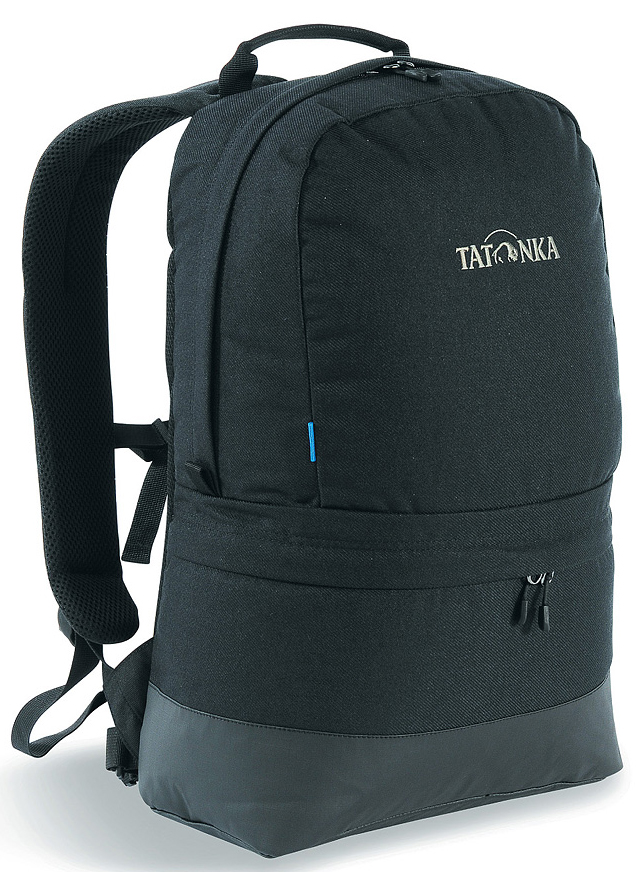 Рюкзак городской Tatonka Hiker Bag, цвет: черный, 21л1607.040 Рюкзак городской Tatonka Hiker Bag, цвет: черный, 21л1607.040Легкий городской рюкзак на каждый день. Анатомические лямки и два отделения делают его незаменимым для передвижения в городе.