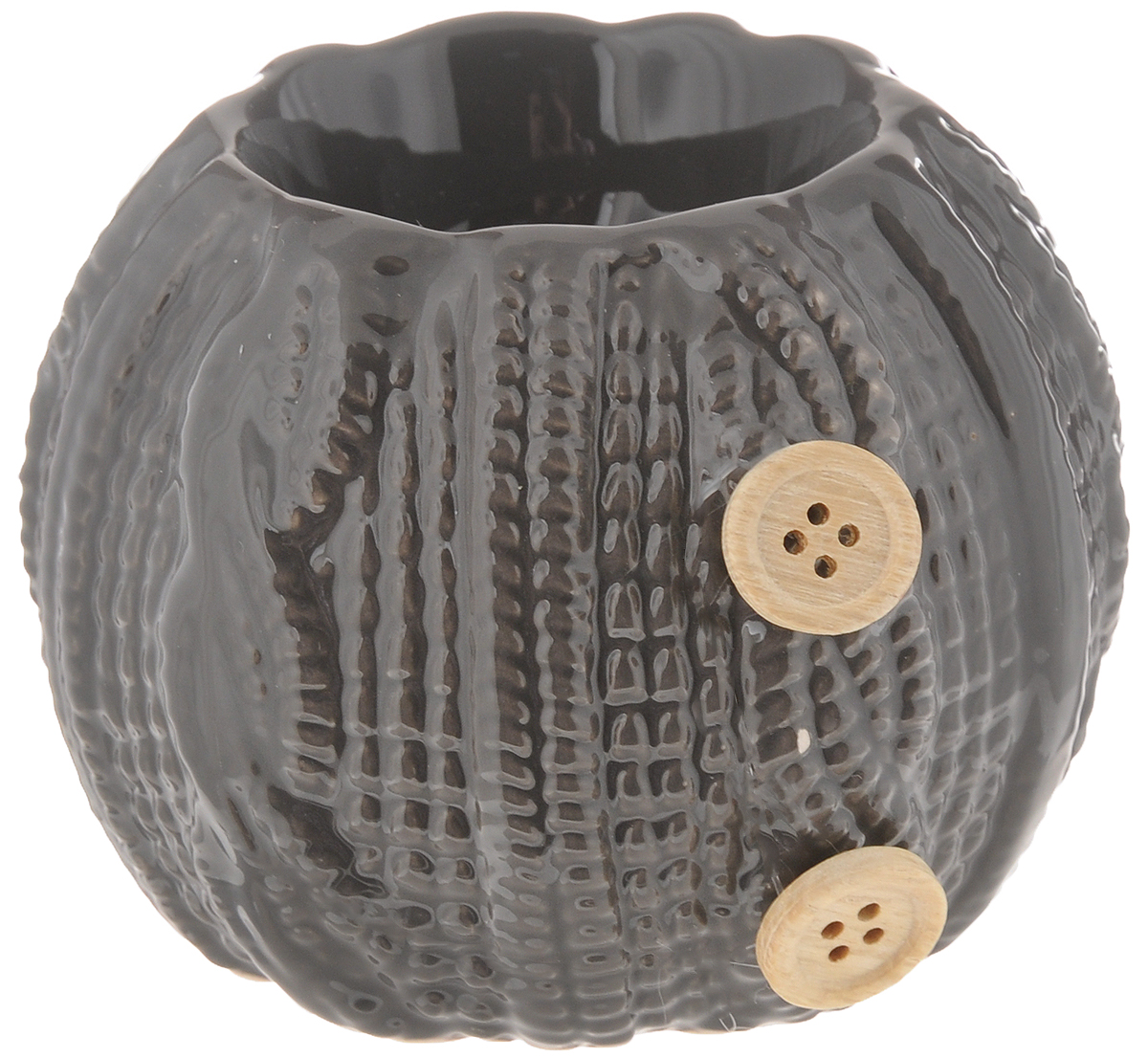 Подсвечник новогодний House & Holder Вязание, цвет: коричневый, 8,5 х 8,5 х 7 смDP-B64-311887-7 Подсвечник новогодний House & Holder Вязание, цвет: коричневый, 8,5 х 8,5 х 7 смDP-B64-311887-7Подсвечник House & Holder Вязание выполнен из стекла в виде вязаного шара с двумя пуговицами. В подсвечнике имеется специальное место для свечки. Изделие будет прекрасно смотреться на праздничном столе. Новогодние украшения несут в себе волшебство и красоту праздника. Они помогут вам украсить дом к предстоящим праздникам и оживить интерьер по вашему вкусу. Создайте в доме атмосферу тепла, веселья и радости, украшая его всей семьей. Диаметр места для свечки: 4 см.