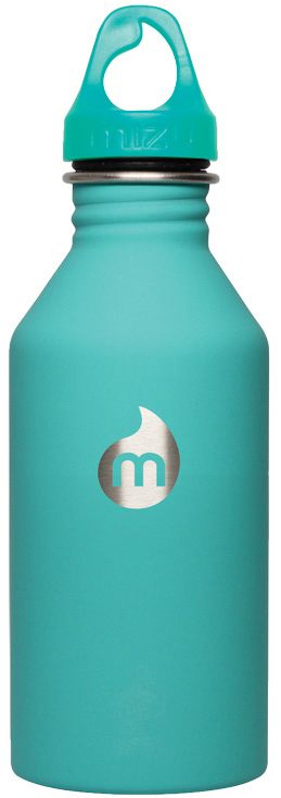 Бутылка для воды Mizu M6, цвет: ментоловый, 600 млM06AMZASMA Бутылка для воды Mizu M6, цвет: ментоловый, 600 млM06AMZASMAБутылка из пищевой нержавеющей стали для тех, кто заботится об окружающей среде и своем здоровье. Объем: 600 мл. Обхват: 24 см. Диаметр: 7 см. Высота (с крышкой): 21,5 см.