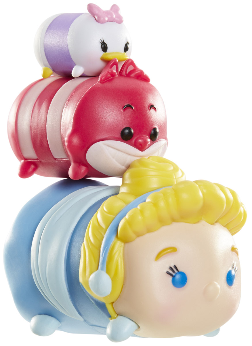 Tsum Tsum Набор фигурок Дейзи Чеширский кот Золушка980080_116/141/130 Tsum Tsum Набор фигурок Дейзи Чеширский кот Золушка980080_116/141/130Tsum Tsum - это небольшие коллекционные фигурки, изображающие различных персонажей детских мультфильмов Дисней. Они очень яркие, качественно сделаны и выглядят весьма привлекательно. В набор входят 3 фигурки разных размеров. Отличительной особенностью игрушек является то, что их можно сцеплять друг с другом, усаживая на спины - таким образом, у вас получится подобие оригинальной башенки. Соберите целую коллекцию фигурок! В наборе фигурки под номерами 116, 141, 130.