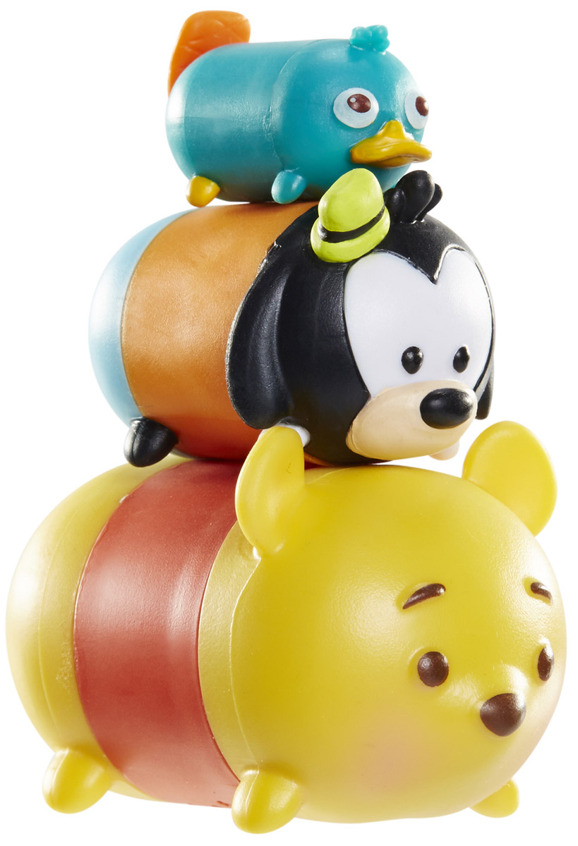 Tsum Tsum Набор фигурок Утконос Перри Гуфи Винни-Пух980080_167/108/148 Tsum Tsum Набор фигурок Утконос Перри Гуфи Винни-Пух980080_167/108/148Tsum Tsum - это небольшие коллекционные фигурки, изображающие различных персонажей детских мультфильмов Дисней. Они очень яркие, качественно сделаны и выглядят весьма привлекательно. В набор входят 3 фигурки разных размеров. Отличительной особенностью игрушек является то, что их можно сцеплять друг с другом, усаживая на спины - таким образом, у вас получится подобие оригинальной башенки. Соберите целую коллекцию фигурок! В наборе фигурки под номерами 167, 108, 148.