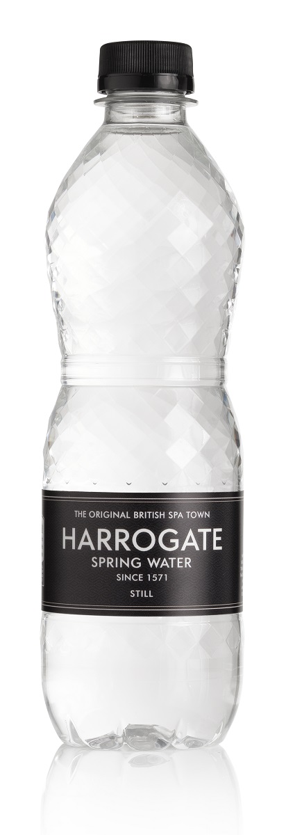 Harrogate вода минеральная негазированная, 500 мл5060042350032 Harrogate вода минеральная негазированная, 500 мл5060042350032Город Харрогейт, находящийся на юго- востоке графства Йоркшир, всегда был известен своими природными минеральными источниками. Первые упоминания о королевском источнике воды Harrogate встречаются уже в XIV веке. Дегустация и тестирование образцов воды были впервые проведены в конце XVI века Тимоти Брайтом, личным врачом королевы Великобритании Елизаветы.