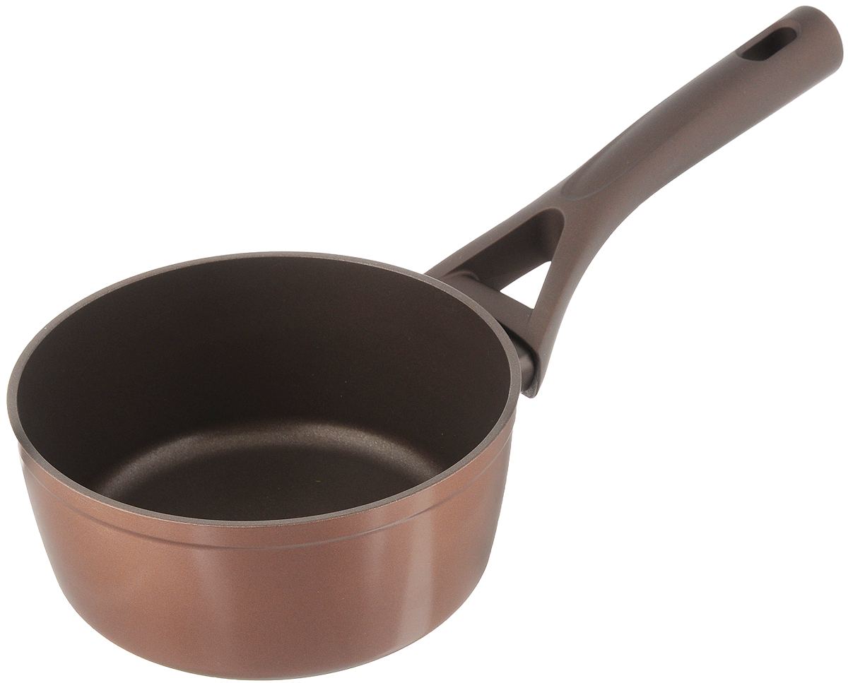 Ковш Pyrex Gusto+, с антипригарным покрытием, 1,3 лGP16BP9/6144 Ковш Pyrex Gusto+, с антипригарным покрытием, 1,3 лGP16BP9/6144Ковш Pyrex Gusto+ изготовлен из литого алюминия с антипригарным покрытием. Он прекрасно подходит для приготовления здоровой и диетической пищи, без лишнего жира. Пища не пригорает и не липнет к стенкам, равномерно приготавливается, сохраняя все полезные микроэлементы. Покрытие долговечное и прочное, отличается стойкостью к появлению царапин. Жаропрочная ручка выполнена из бакелита с покрытием soft-touch. Изделие подходит для всех типов плит, включая индукционные. Можно мыть в посудомоечной машине. Диаметр ковша: 16 см. Высота стенки ковша: 7,5 см. Длина ручки: 19,5 см.