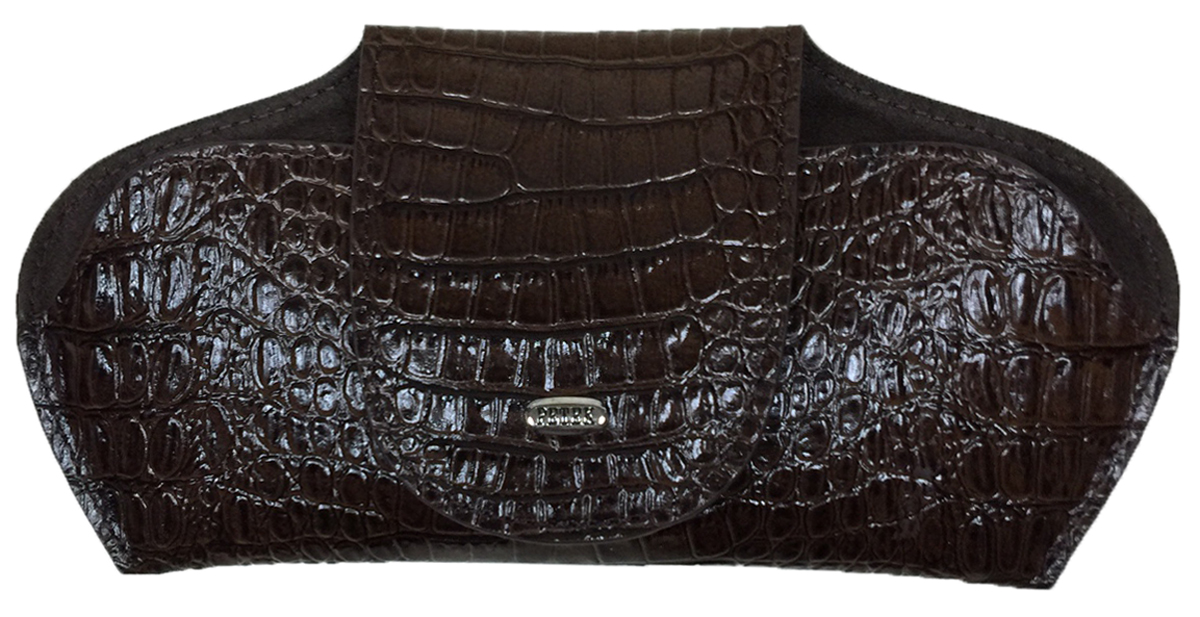 Футляр для очков Petek 1855, цвет: коричневый. 632.067.02632.067.02 D.Brown Футляр для очков Petek 1855, цвет: коричневый. 632.067.02632.067.02 D.BrownФутляр для очков (очечник) из натуральной мягкой кожи. Внутренняя поверхность сделана из бархатистой ткани.