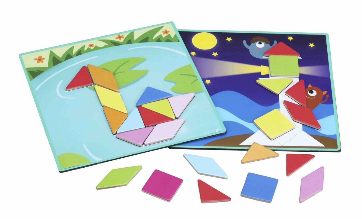 Classic World Развивающая магнитная игра Оптические иллюзии3536 Classic World Развивающая магнитная игра Оптические иллюзии3536Удивительная игра откроет перед ребёнком чудесный и загадочный мир оптического волшебства. Разнообразная и захватывающая игра, с 3 уровнями сложности. 1 уровень. Используй карточки-задания и собери на магнитном поле удивительны объекты - животных, дома и многое другое. 2 уровень. Собирай пазл по карточке-заданию. Функции этой игрушки позволят вам отлично развить у ребенка пространственное мышление. А это значит, что в механике и геометрии ему не будет равных. Собирайте занимательные магнитные пазлы по игровым картам, идущим в комплекте и в простой и занятной игровой форме изучайте форму, цвет, размер и длину. Игра способствует развитию логического мышления, внимательности и сообразительности. Игрушка выполнена из высококачественных материалов, а значит вы будете уверены в безопасности вашего ребёнка.