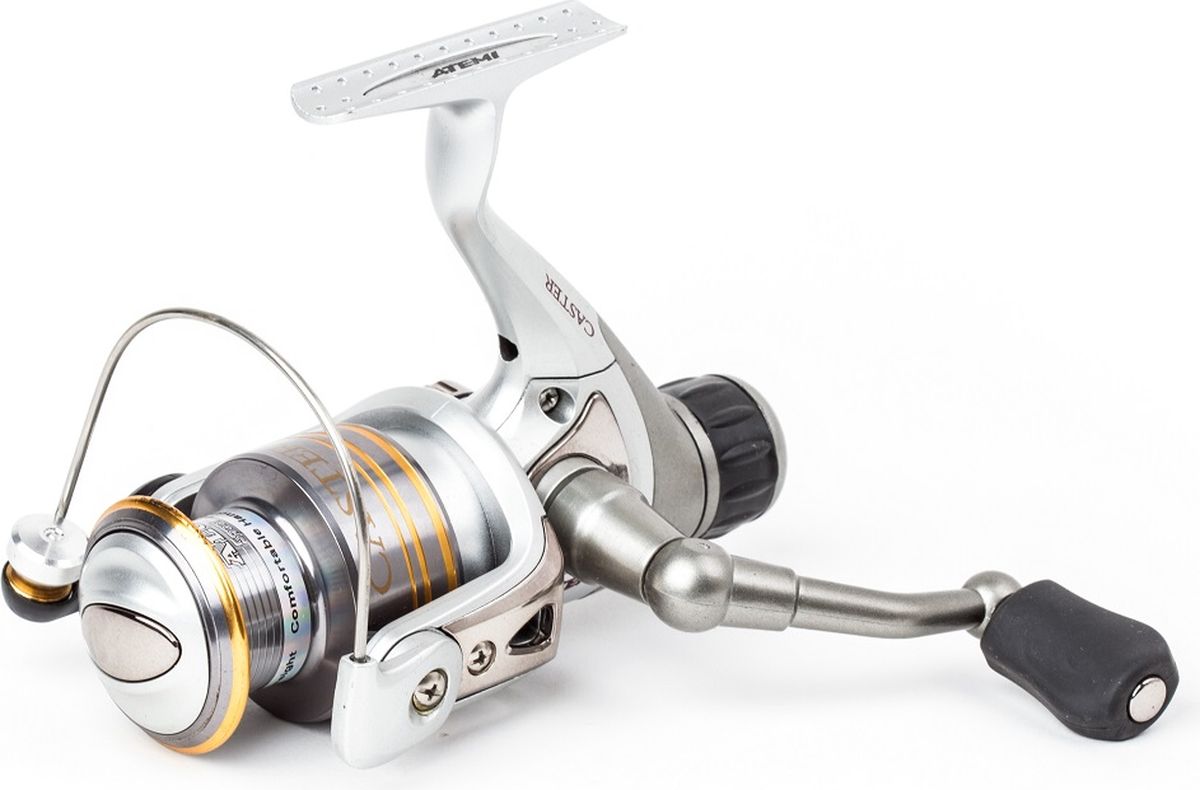 Катушка Atemi CASTER RD-40, 3bb, задний фрикцион, алюминиевая шпуля, 5,1:1, 0,4 мм/100 м, 325 г106-03340 Катушка Atemi CASTER RD-40, 3bb, задний фрикцион, алюминиевая шпуля, 5,1:1, 0,4 мм/100 м, 325 г106-03340Катушка ATEMI CASTER RD-40 3bb, задний фрикцион, 5,1:1 Серия мультипликаторных катушек ATEMI CASTER RD-40 с задним фрикционом - это основательные и многофункциональные безынерционные катушки, испытанные в течение многих лет российскими рыболовами от Камчатки до Калининграда. Катушки этой серии снабжены тремя добротными шарикоподшипниками и алюминиевой шпулей. Специальная тормозная система имеет плавную настройку, что в самых неожиданных случаях, позволяет применять очень чувствительные лески. В комплекте с катушкой имеется запасная пластиковая шпуля. Технические характеристики: Вес: 325 г. Фрикцион: задний. Передаточное число: 5,1:1. Вместимость шпули: 0,40 мм/110м. Производитель: Атеми Размер упаковки: 160x160x230 мм