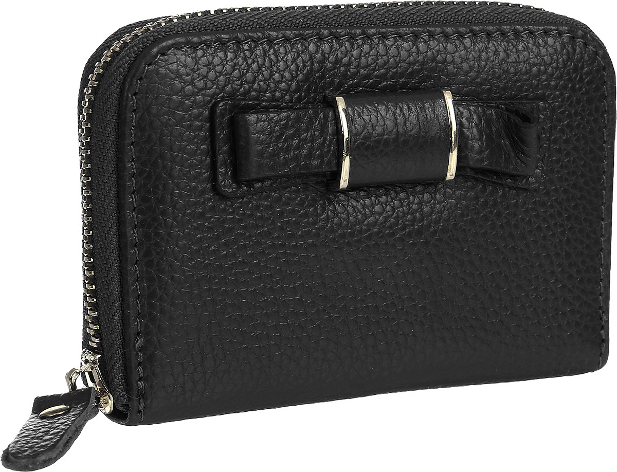 Визитница женская Cheribags, цвет: черный. V-609-10V-609-10 Визитница женская Cheribags, цвет: черный. V-609-10V-609-10Визитница Cheribags выполнена из натуральной кожи зернистой текстуры и оформлена декоративной нашивкой в виде бантика. На тыльной стороне расположен открытый накладной карман с сеткой. Изделие застегивается с помощью застежки-молнии. Внутри расположено 12 карманов для визитных и дисконтных карт.