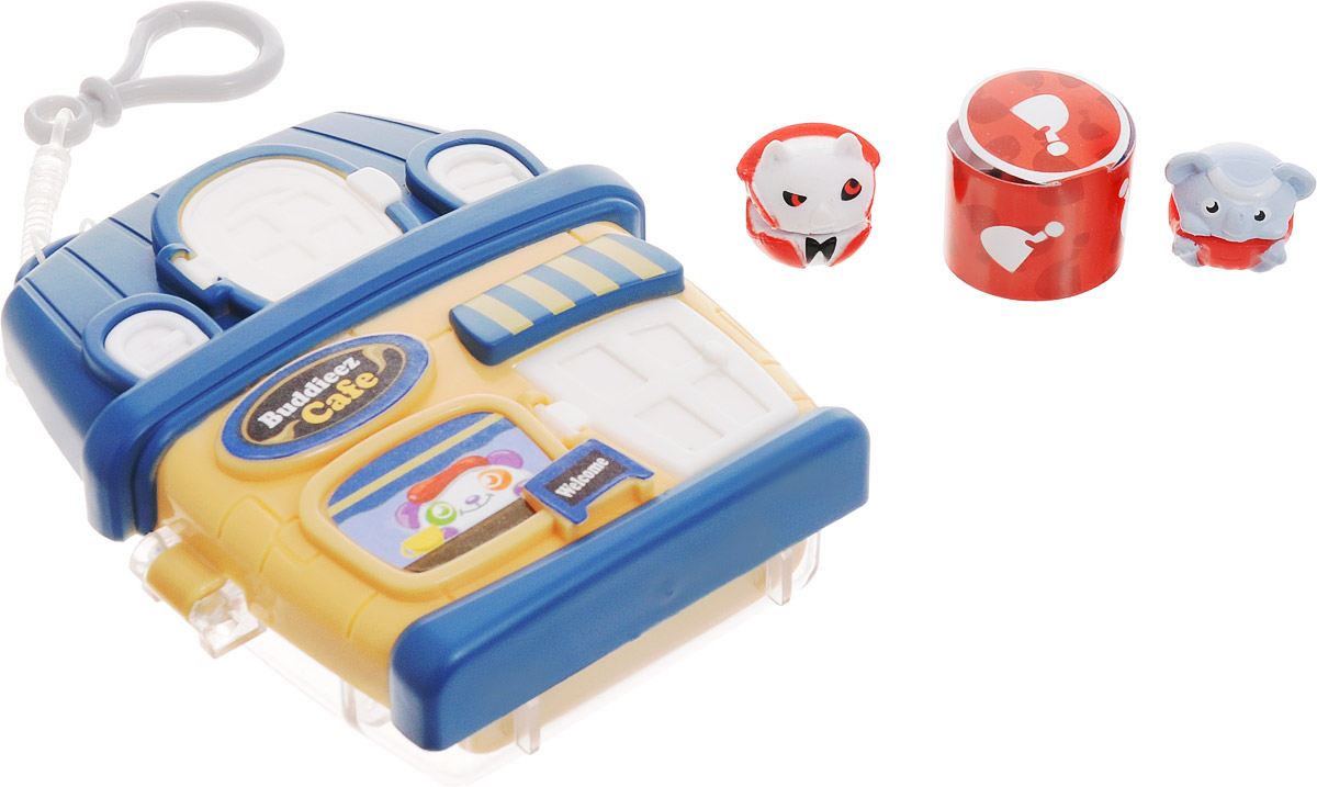 1TOY Набор фигурок Bbuddieez CafeТ59386 1TOY Набор фигурок Bbuddieez CafeТ59386Набор фигурок 1TOY Bbuddieez Cafe - это набор коллекционных монстриков с домиком-подвеской для девочек и мальчиков от 5 лет. Фигурки можно прикреплять к браслетам, шнуркам, волосам, рюкзакам, на ручки и карандаши, на одежду. Домик оборудован задней прозрачной стенкой, которая может открываться, так же как и дверь чердака. В верхней части домика имеется карабин на спиральном пластиковом шнурке. В домик помещается девять героев. С монстриками можно придумать различные увлекательные игры, собирать и обмениваться с друзьями. Одна фигурка в наборе являются сюрпризом. Только открыв упаковку, можно узнать, какие фигурки достались именно вам. В наборе 3 фигурки монстриков и домик-подвеска.