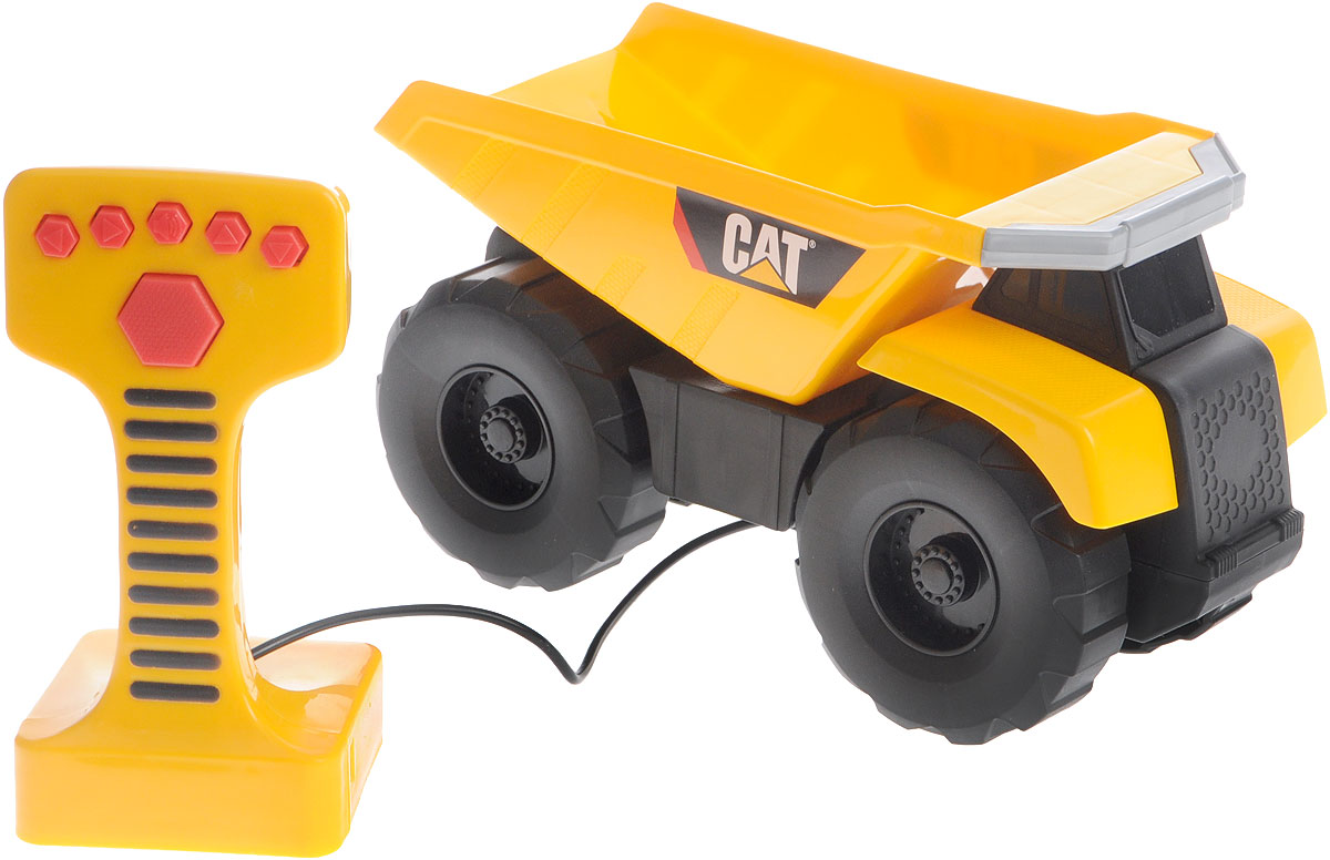 Toystate Грузовик Cat на дистанционном управлении36621TS Toystate Грузовик Cat на дистанционном управлении36621TSГрузовик Toystate Cat на дистанционном управлении - мечта каждого мальчика. Ваш малыш придет в восторг от машины, в которой при помощи дистанционного управления поднимается и опускается кузов, а сама машина издает звук, похожий на настоящее звучание мотора. Грузовик управляется с помощью пульта с шестью кнопками. Пульт присоединен к машине с помощью провода; движение игрушки осуществляется только на расстоянии, равном длине провода. При нажатии на кнопки, машина движется вперед-назад, поднимает и опускает кузов. Подарите вашему малышу такое чудо техники! Рекомендуется докупить 3 батарейки напряжением 1,5V типа АА (товар комплектуется демонстрационными).