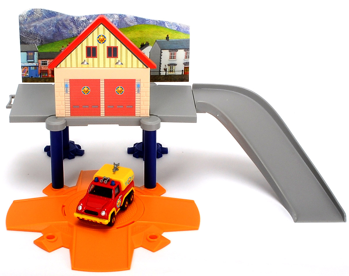 Dickie Toys Набор фигурок Пожарный Сэм с аксессуарами 75 см9257651 Dickie Toys Набор фигурок Пожарный Сэм с аксессуарами 75 см9257651Набор Пожарный Сэм состоит из двух фигурок, которые смогут потушить любой воображаемый пожар. Данные игрушки обладают функциональными частями: во время игры ребенок сможет изменять положение ног и рук фигурки. Также в комплекте имеются маленькие аксессуары, с которыми игра в пожарных будет только интересней.