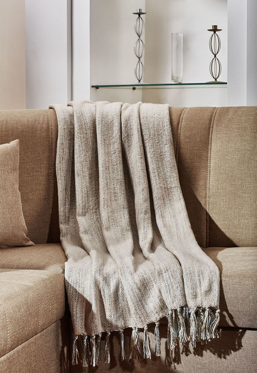 Плед Primavelle Mohair, цвет: бежевый, 130 х 190 см4690400073580 Плед Primavelle Mohair, цвет: бежевый, 130 х 190 см4690400073580Плед Mohair с акрилом и мохером - истинное сокровище. Плед согреет Вас холодными зимними вечерами. Порадуйте себя и своих близких прикосновениями к шедевру. Классический дизайн пледа прекрасно впишется в любой интерьер. Удобный каминный плед.