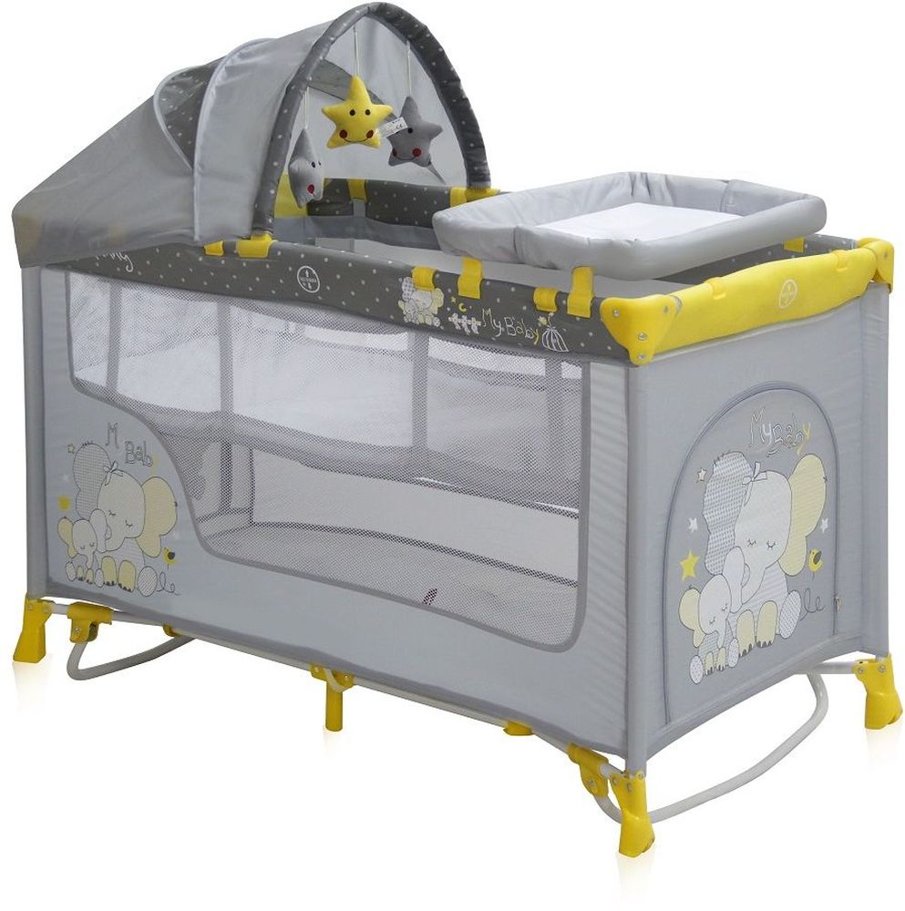 Lorelli Манеж-кроватка Nanny 2 Plus Rocker цвет желтый3800151956822 Lorelli Манеж-кроватка Nanny 2 Plus Rocker цвет желтый3800151956822Детский манеж-кроватка от болгарского бренда Bertoni Nanny 2 Plus Rocker – это гарантированный комфорт вашего малыша! Продукция компании сертифицирована и отвечает самым высоким стандартам качества и безопасности эксплуатации, одобрена нормами ЕС. Манеж-кроватка уместен не только в доме, но и на улице. Особенности: Продукция изготовлена из высококачественных, экологичных материалов с антибактериальным покрытием Манеж имеет функцию качания. Дно в Bertoni Nanny 2 имеет 2 уровня: одно для игр, второе для сна Дно жесткое, что гарантирует правильную поддержку спинки ребенка во время сна Bertoni Nanny 2 имеет центральную ножку, которая гарантирует не только дополнительную устойчивость, но и не дает прогибаться дну В сложенном виде конструкция занимает мало места, легко переносится в сумки, которая идет в комплекте. Процесс складывания предельно прост Bertoni Nanny 2 снабжена пеленатором, который устанавливается на борта манежа и еще есть защитный капюшон с дугой и игрушками Боковины...
